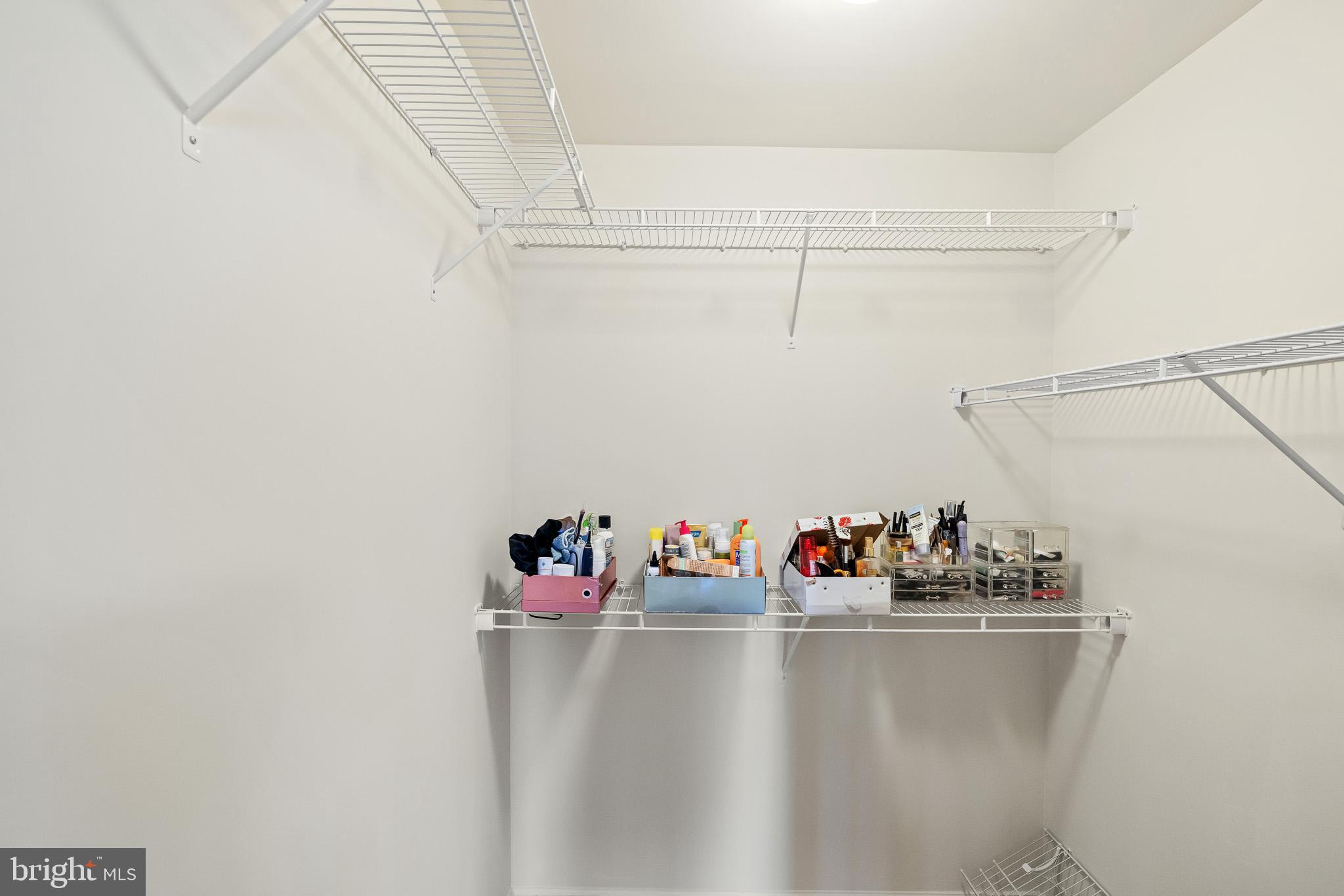 POPLAR RUN - Residential Lease