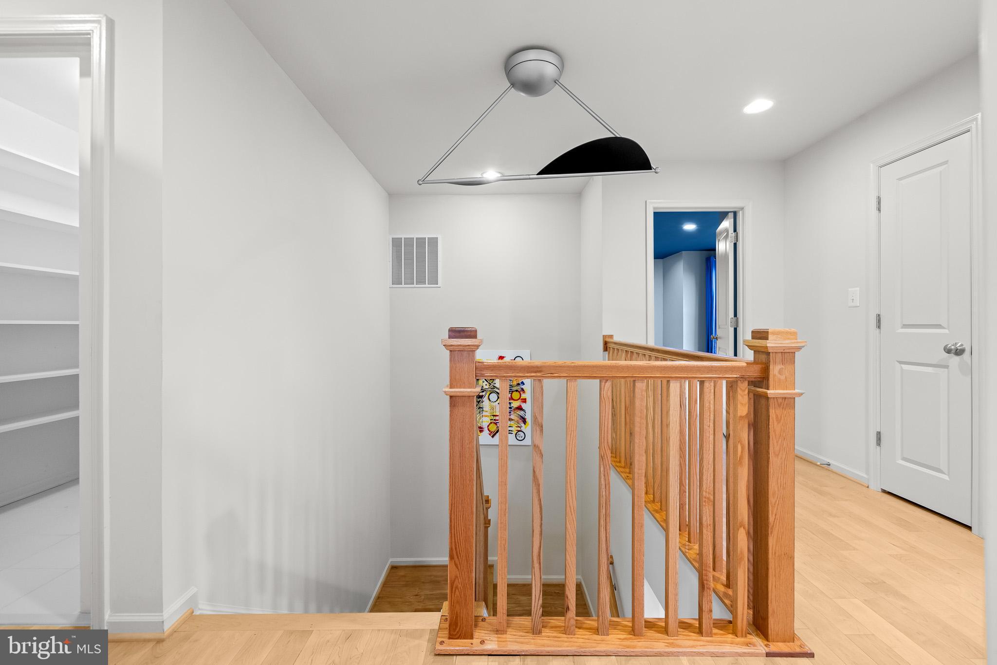 POPLAR RUN - Residential Lease