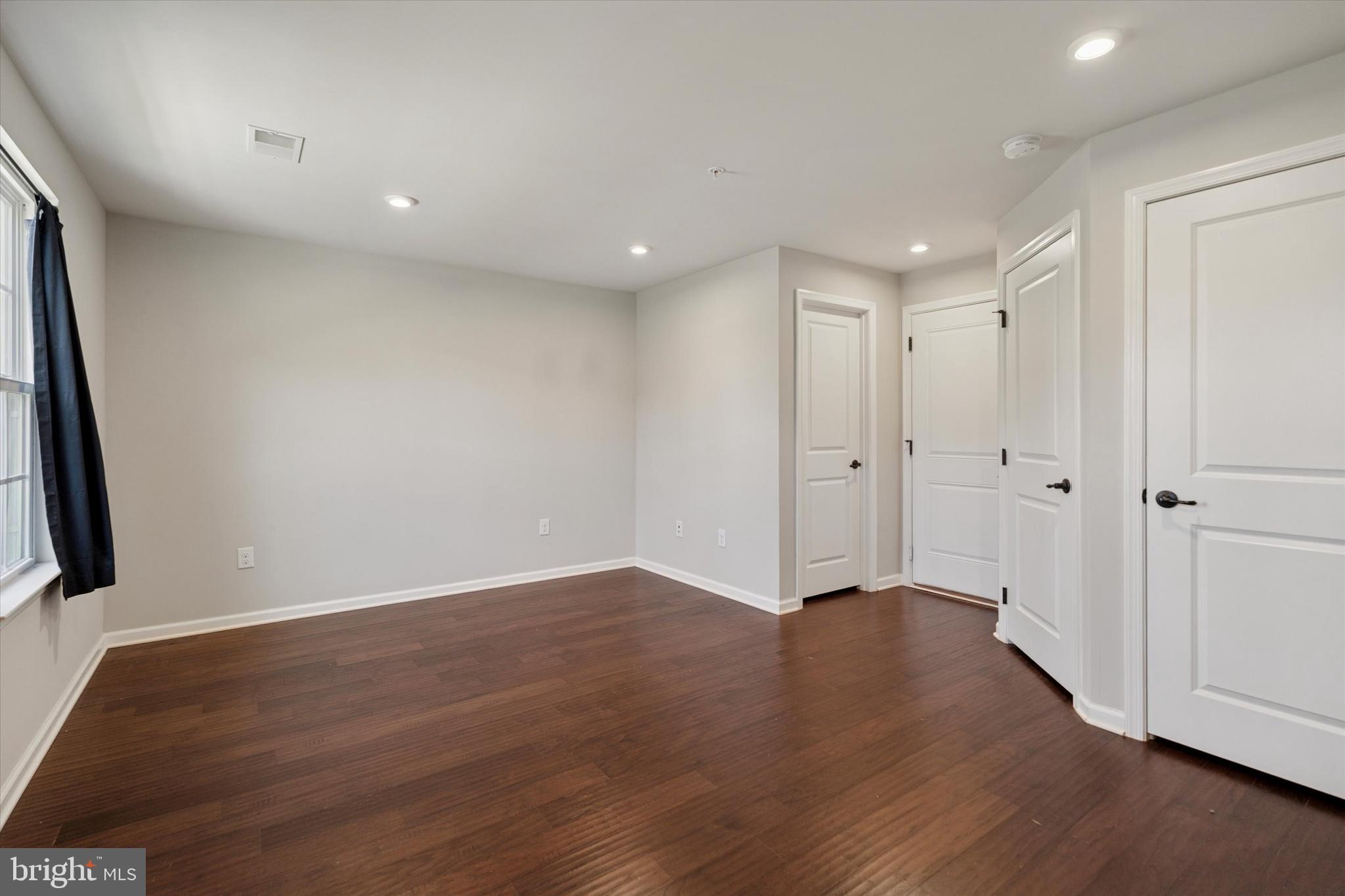 ANDALE GREEN - Residential Lease