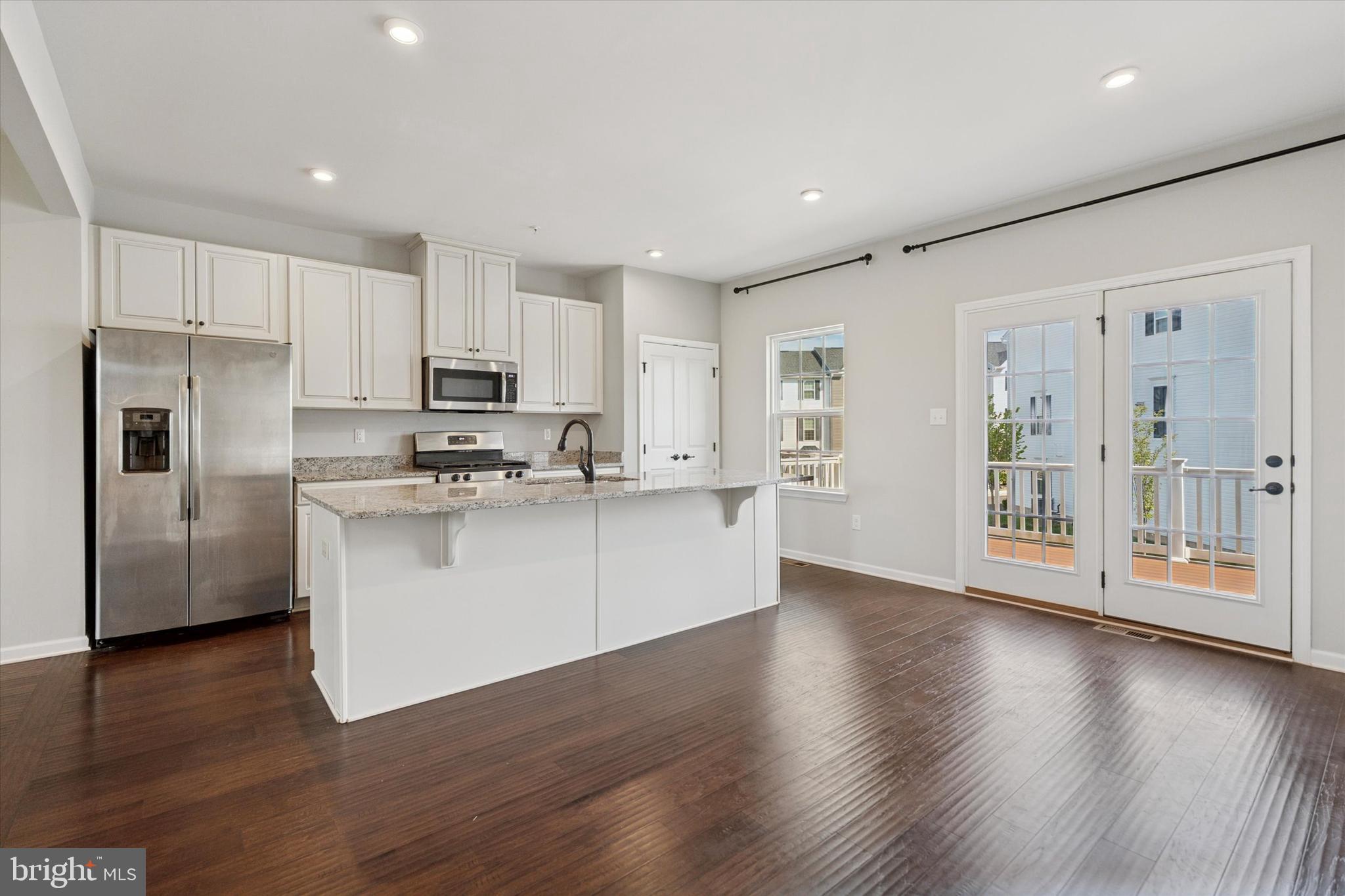 ANDALE GREEN - Residential Lease