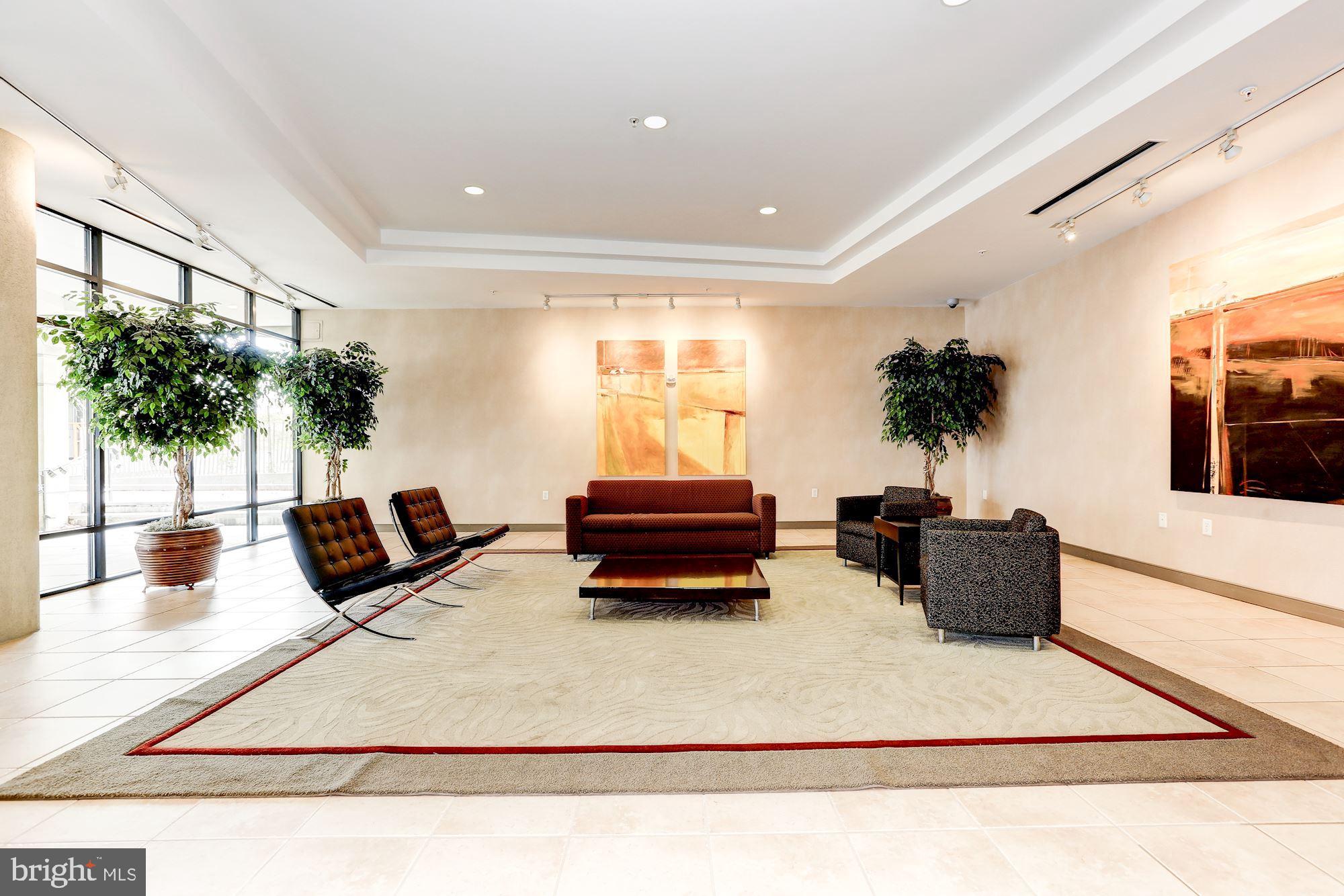 8045 AT SILVER SPRING METRO - Residential