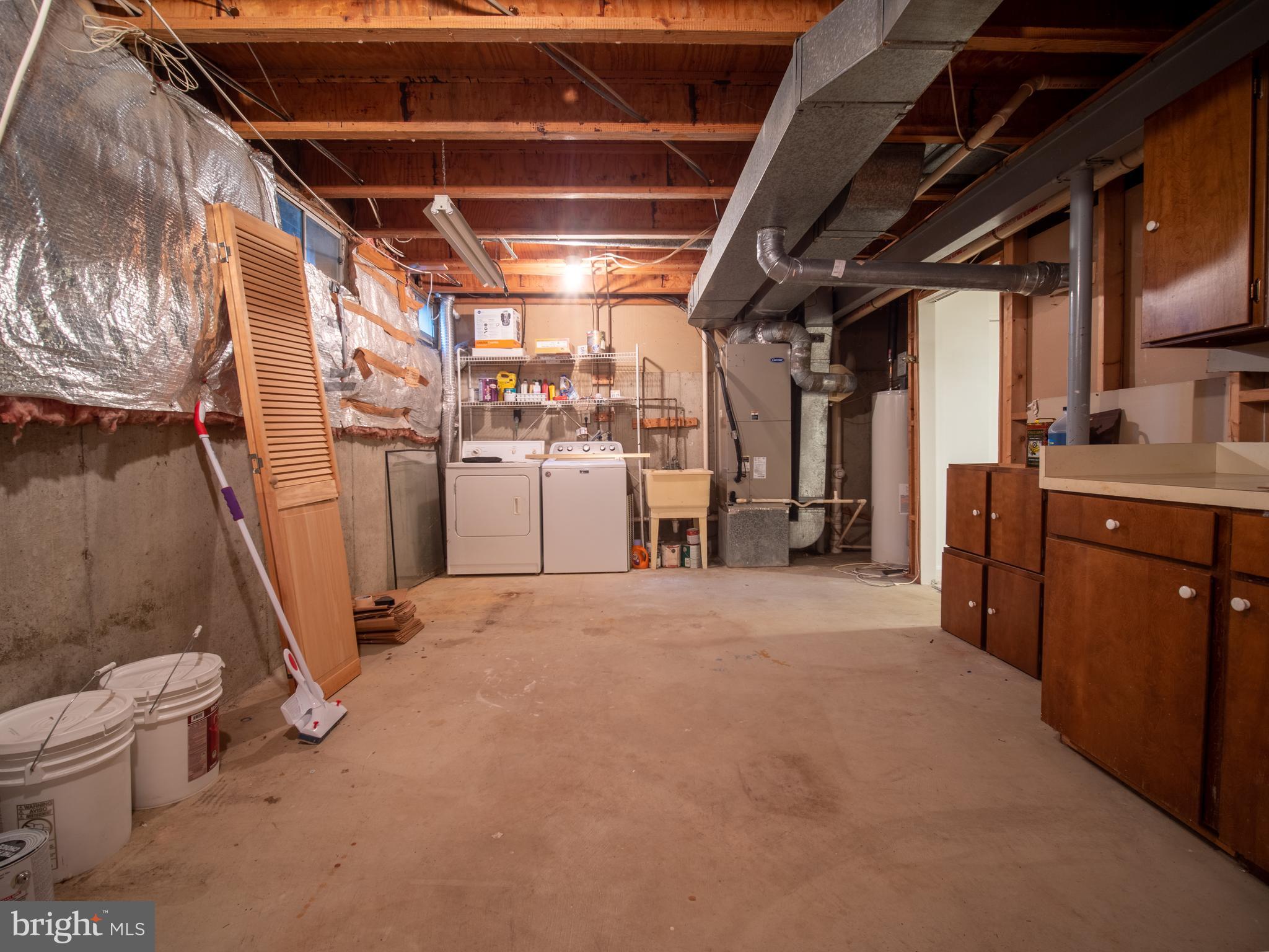 LONGMEAD - Residential