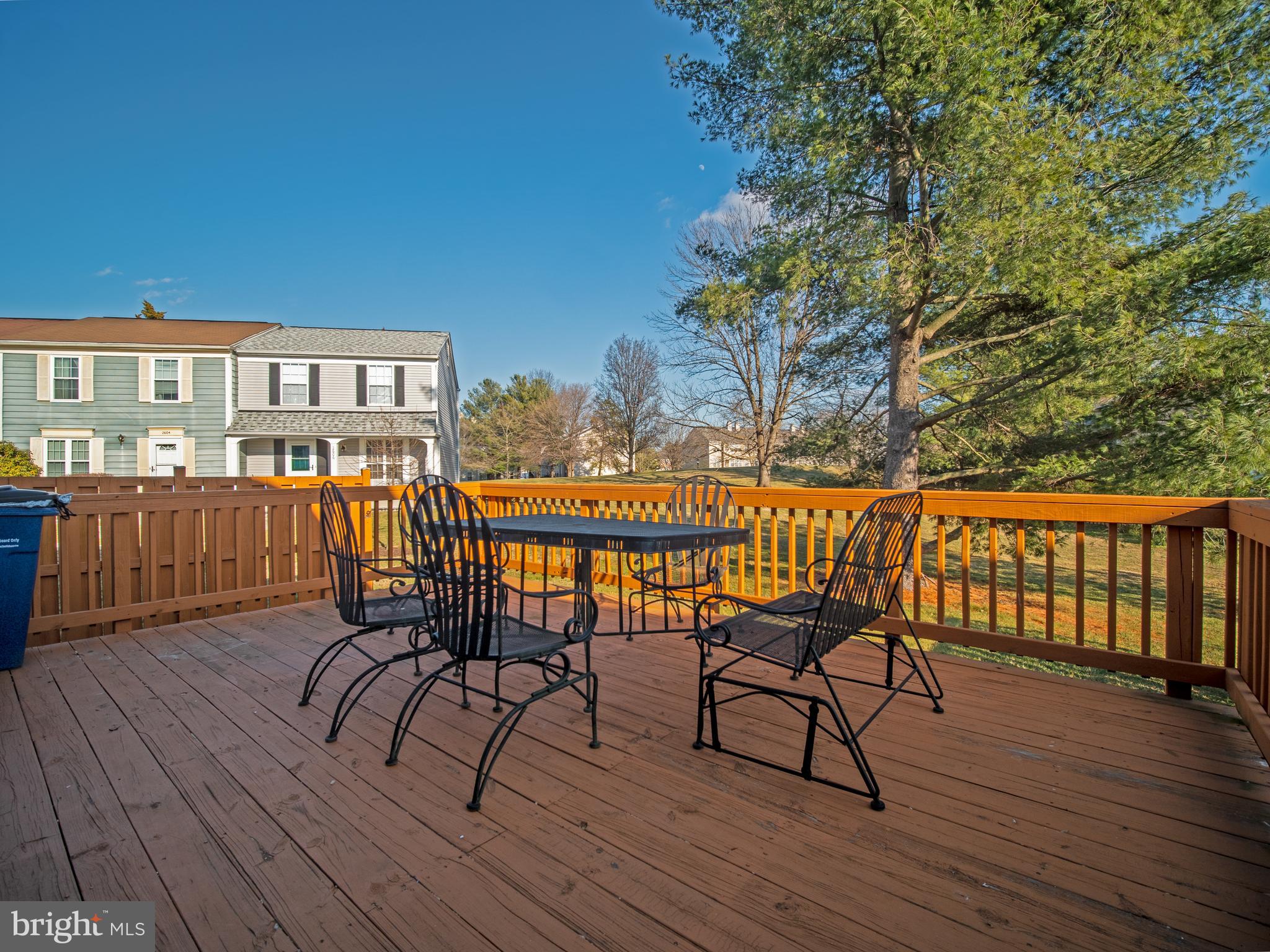 LONGMEAD - Residential