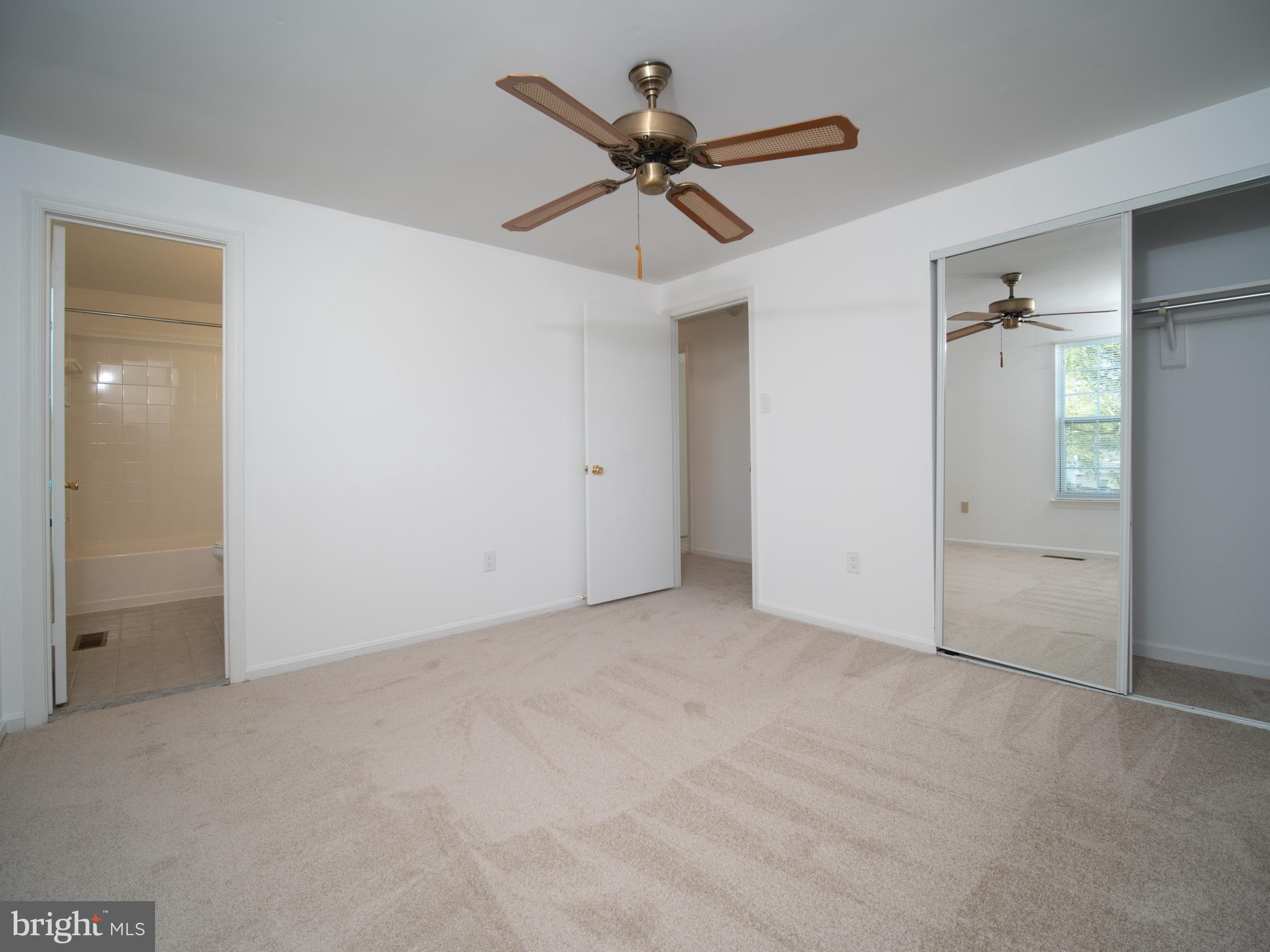 LONGMEAD - Residential