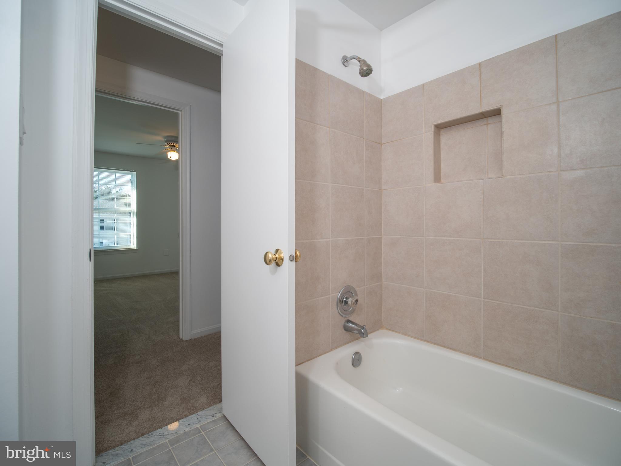 LONGMEAD - Residential