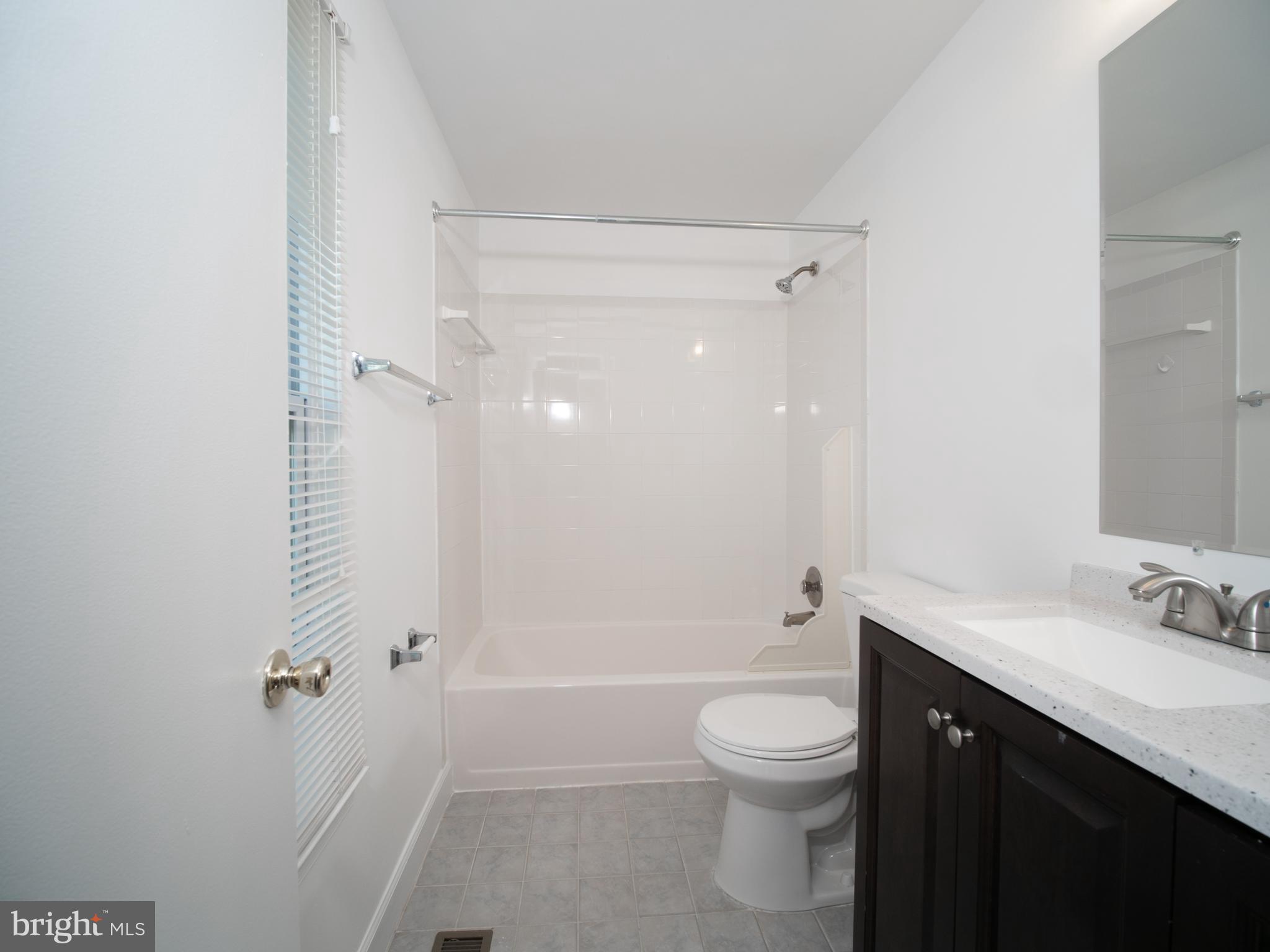 LONGMEAD - Residential