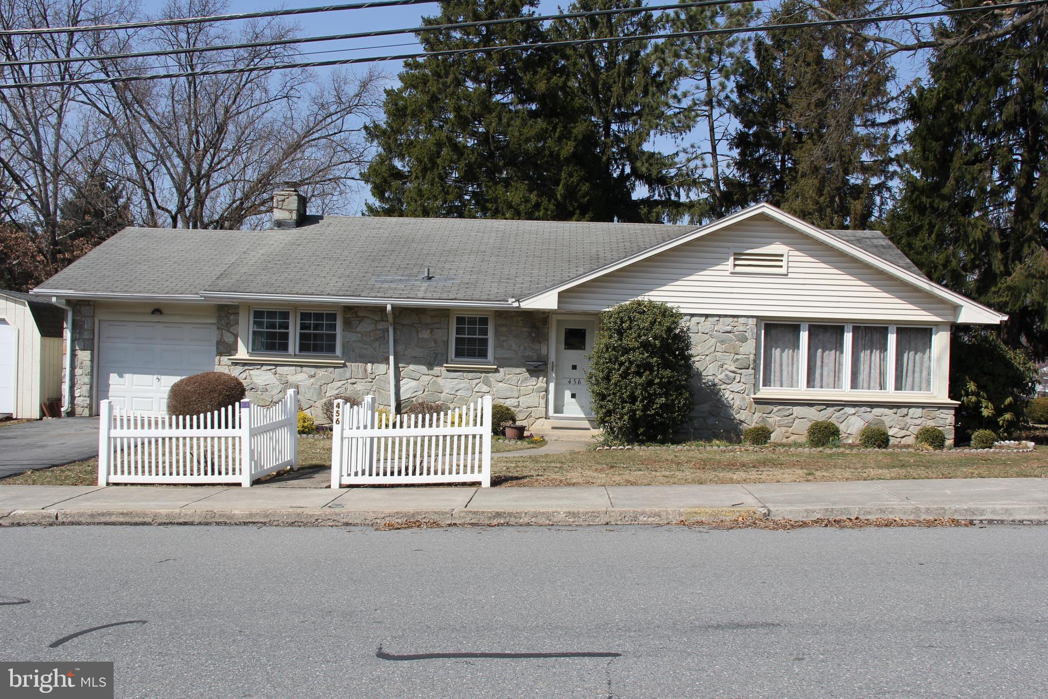 456 LINCOLN AVENUE