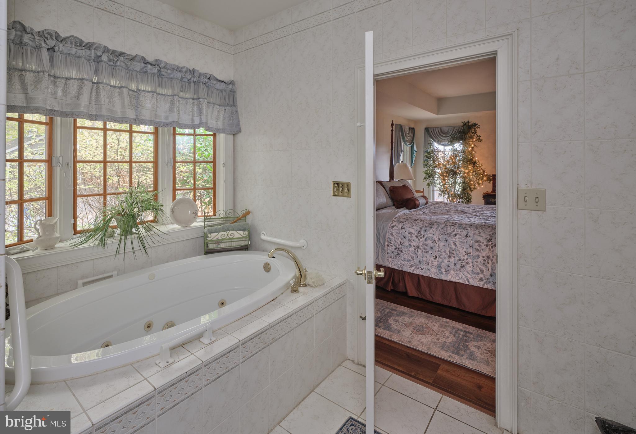 NON AVAILABLE - Residential