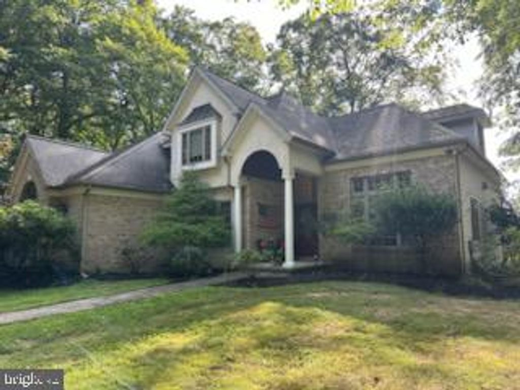 Photo of 137 Wells Road, DOYLESTOWN, PA 18901 (MLS # PABU2110320)