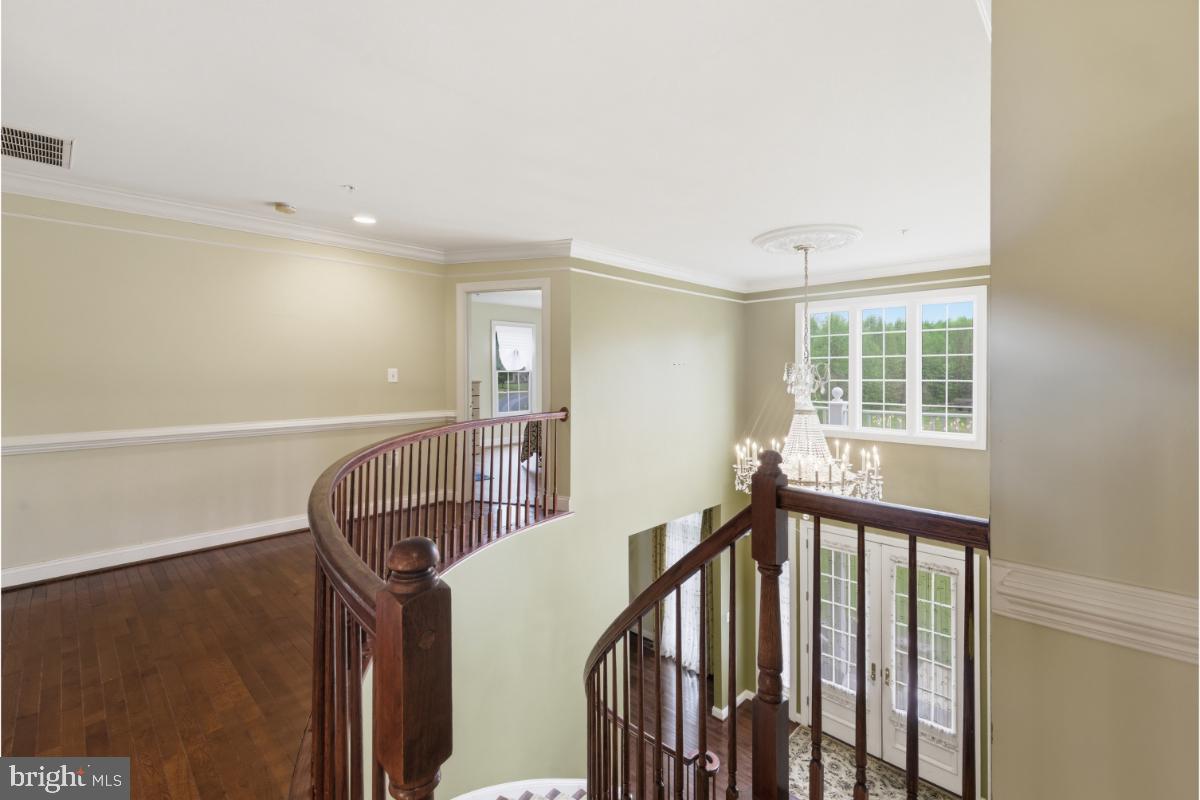 BROOKEFIELD - Residential