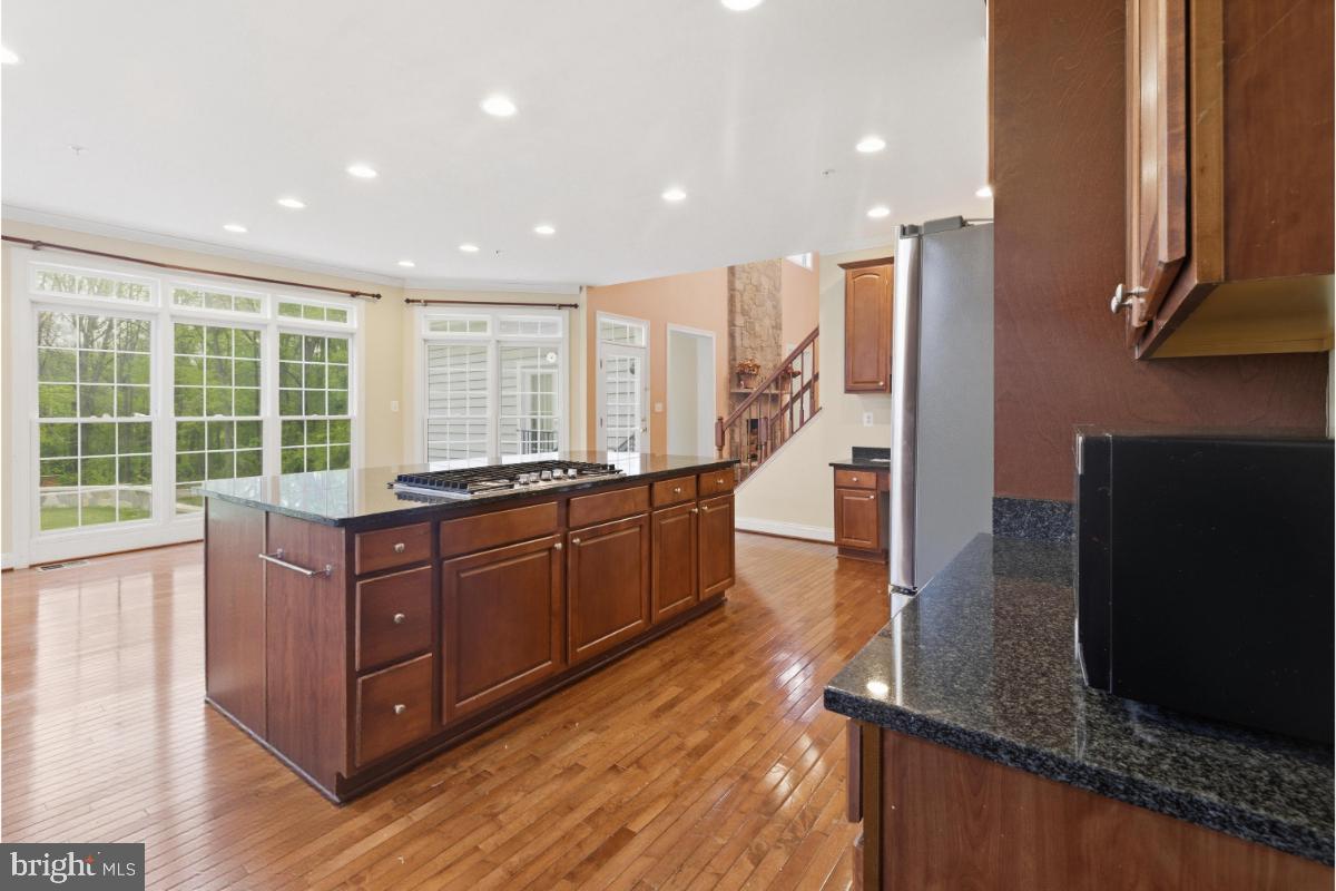 BROOKEFIELD - Residential