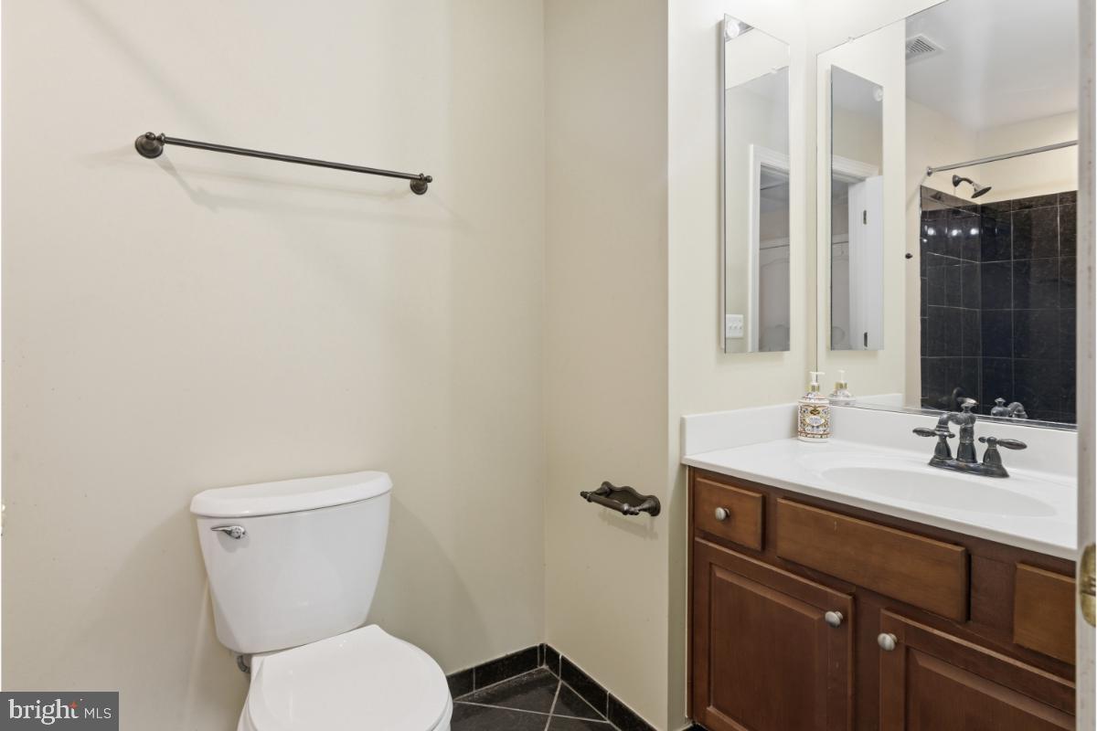 BROOKEFIELD - Residential