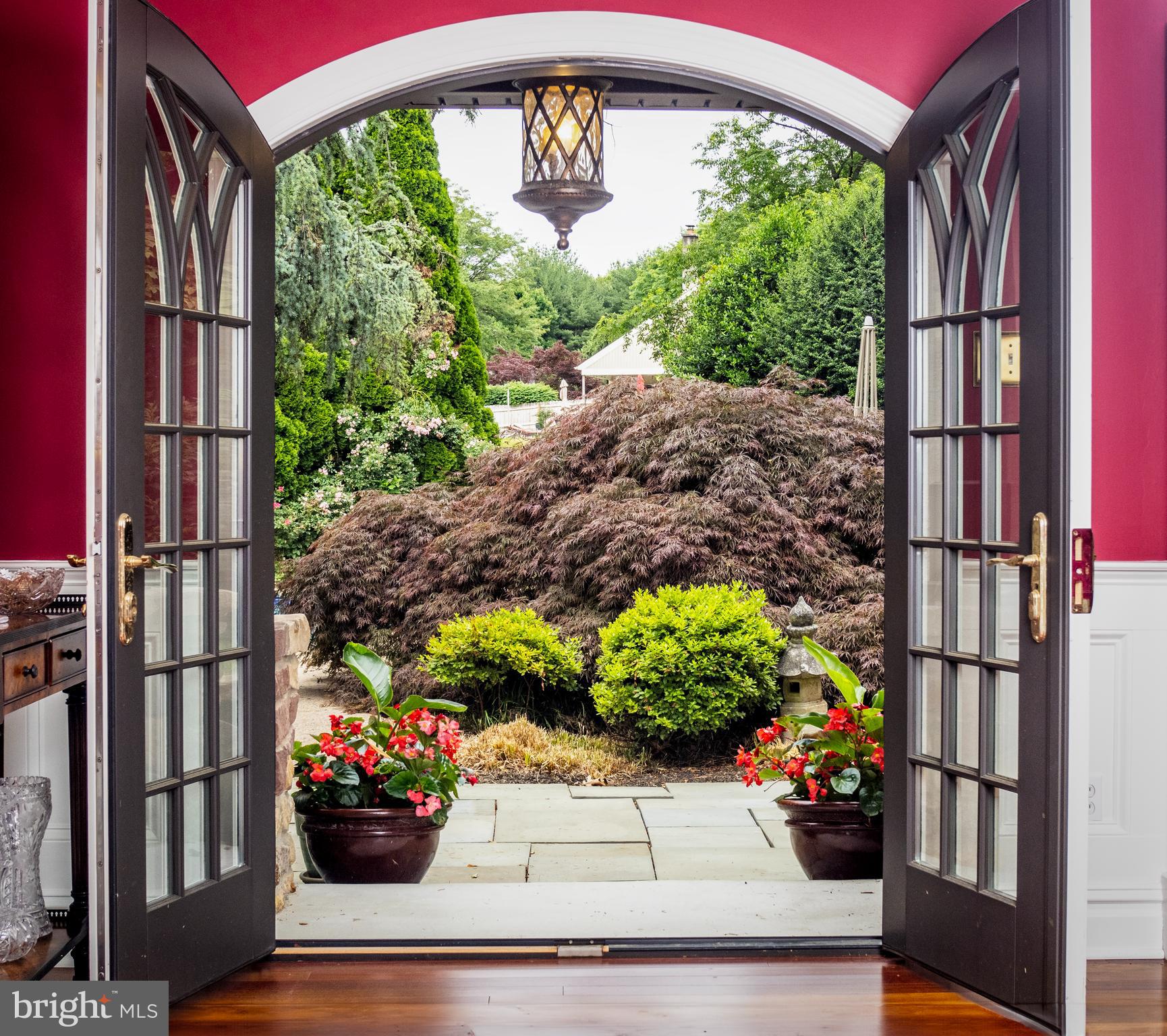 MIRROR LAKE FARMS - Residential