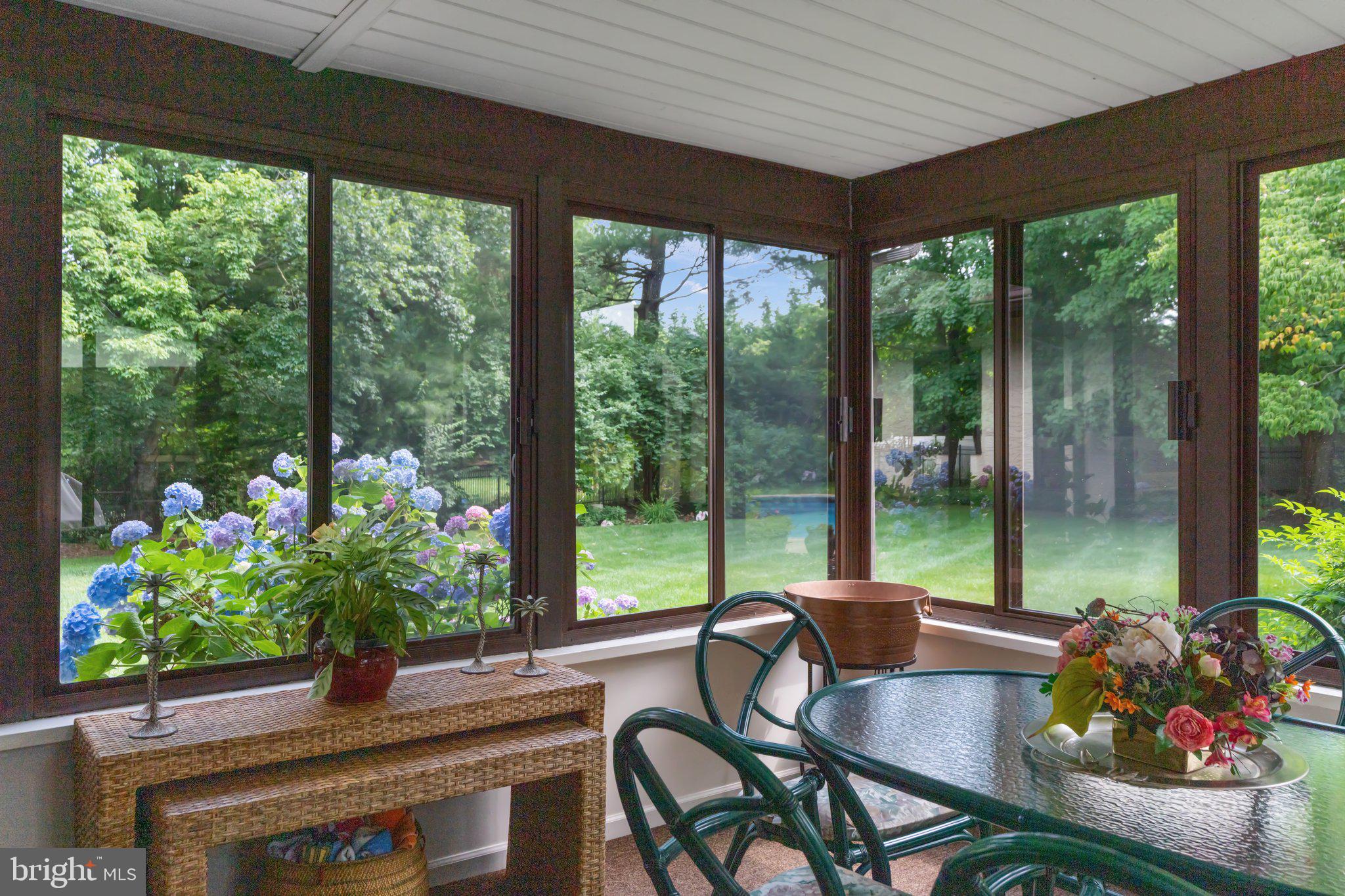 MIRROR LAKE FARMS - Residential