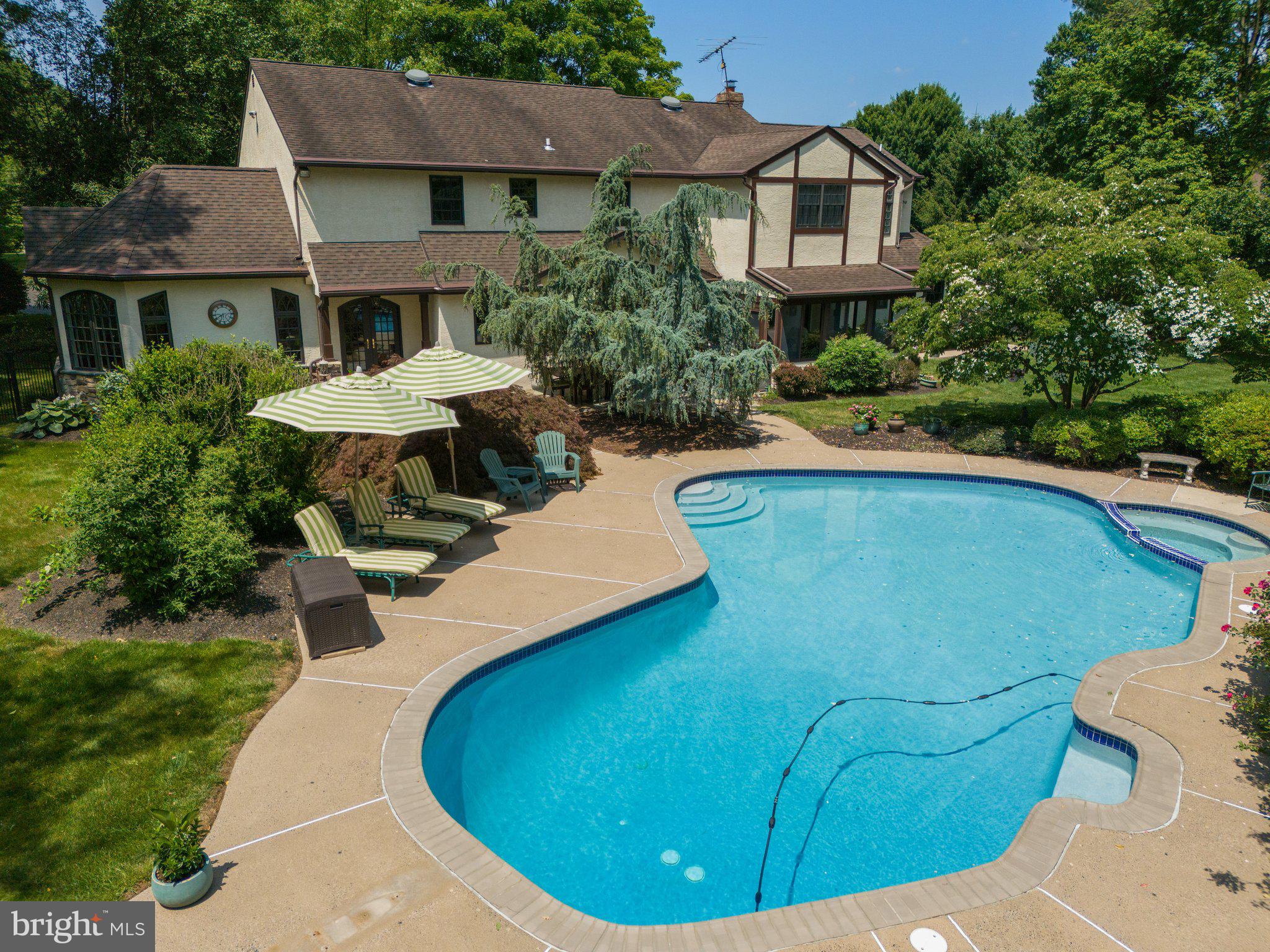 MIRROR LAKE FARMS - Residential