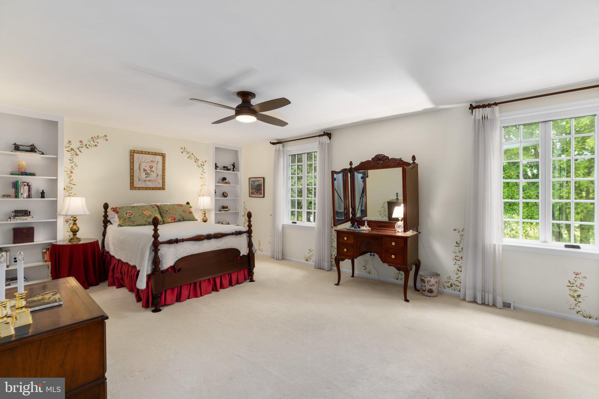 MIRROR LAKE FARMS - Residential