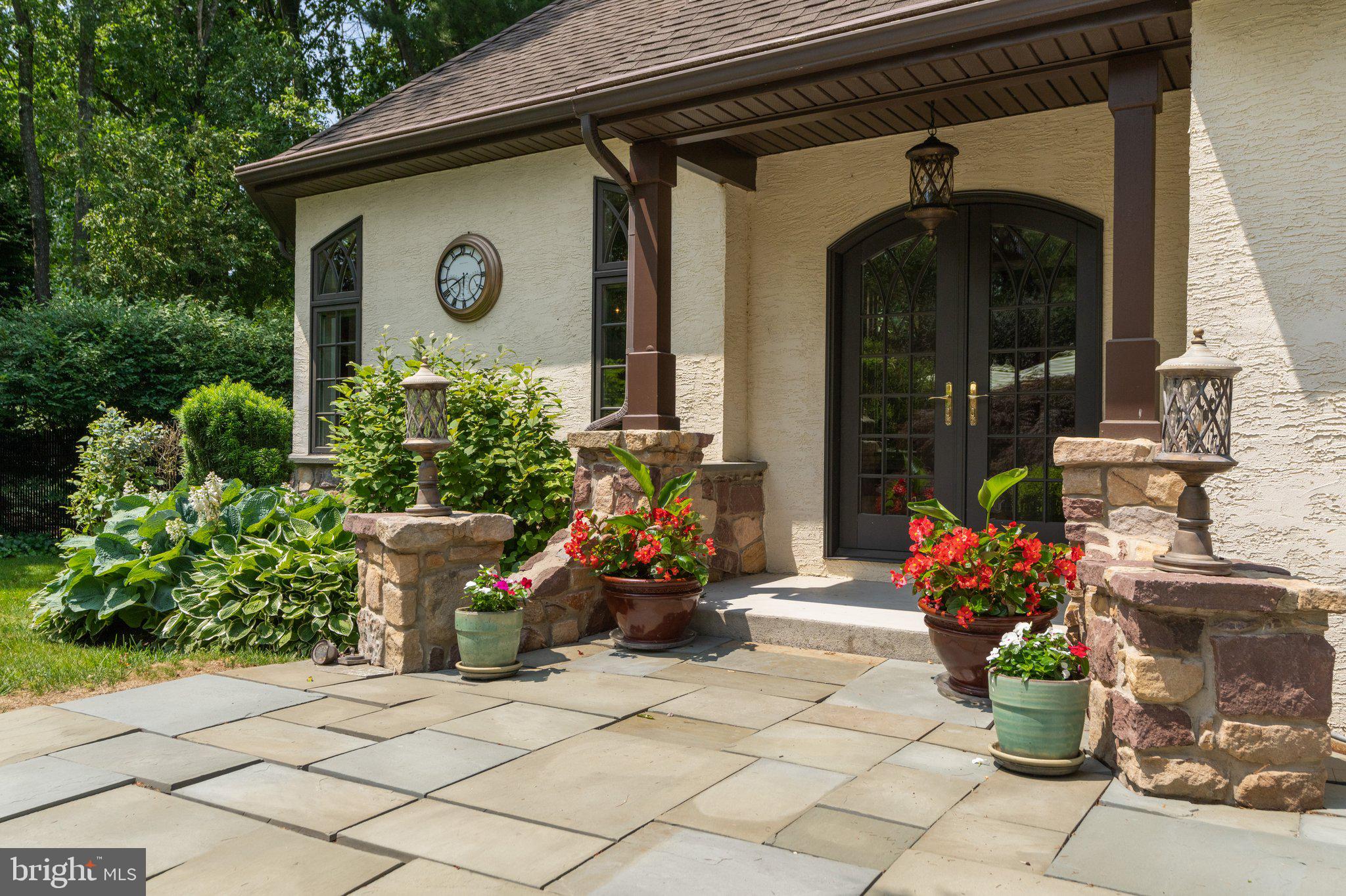 MIRROR LAKE FARMS - Residential