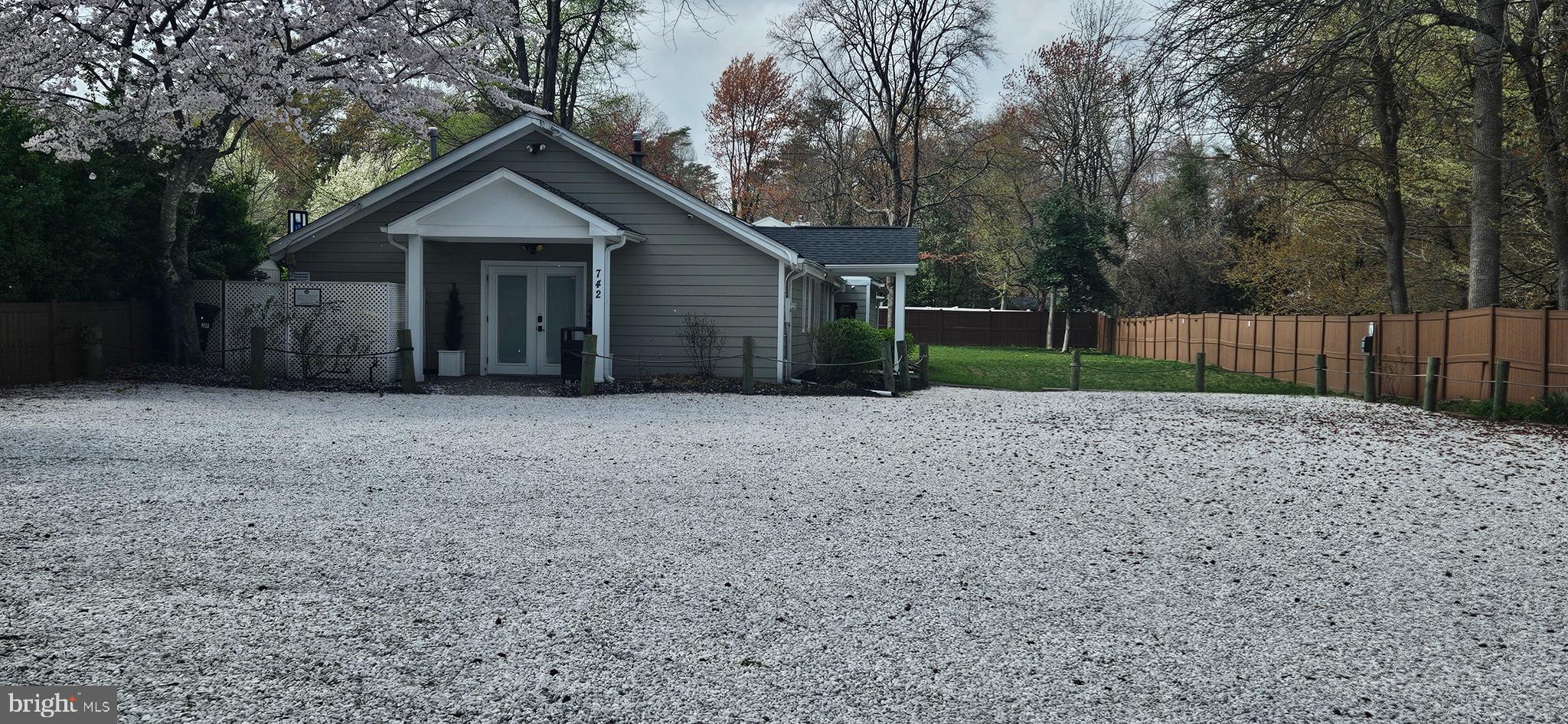 OAK GROVE - Residential