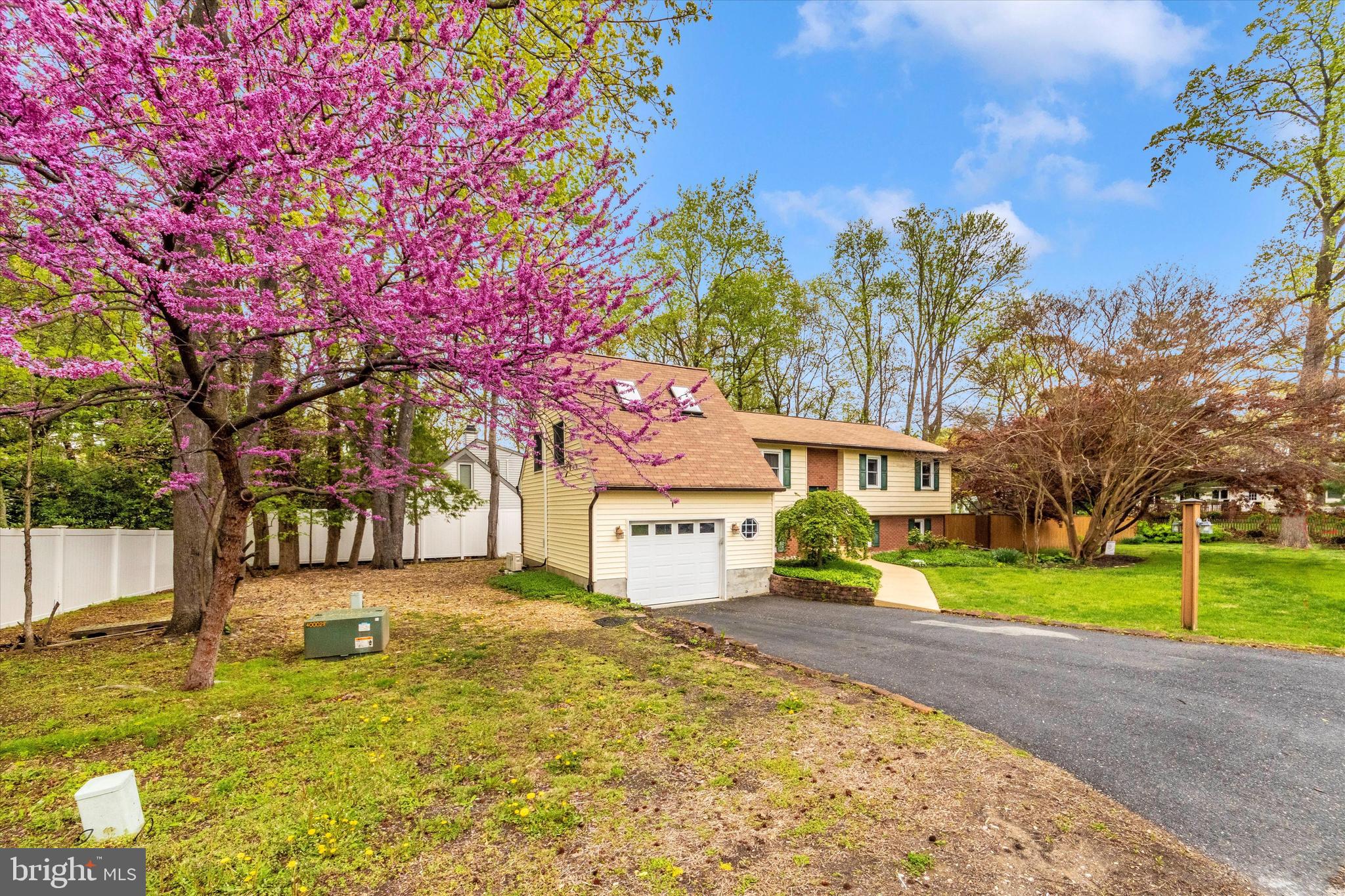 OAK GROVE - Residential