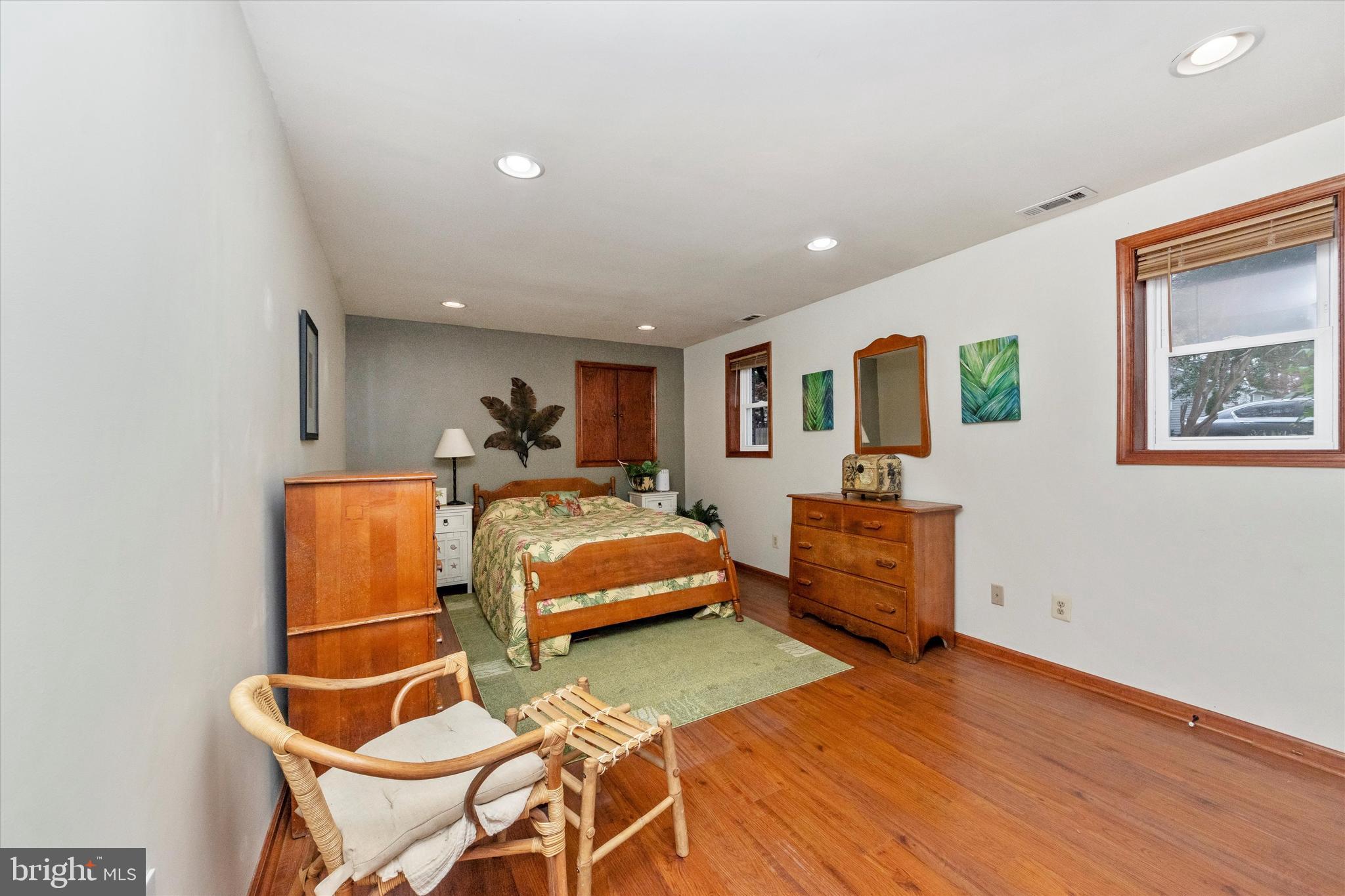 OAK GROVE - Residential