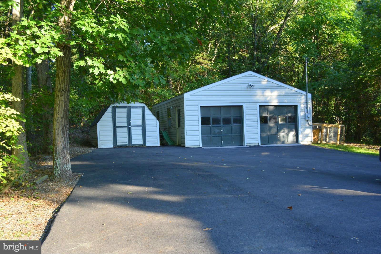 LARRY ANDREWS - Residential