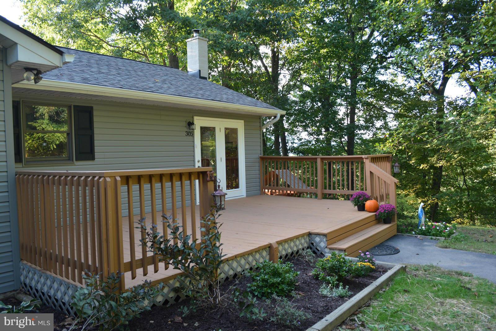 LARRY ANDREWS - Residential