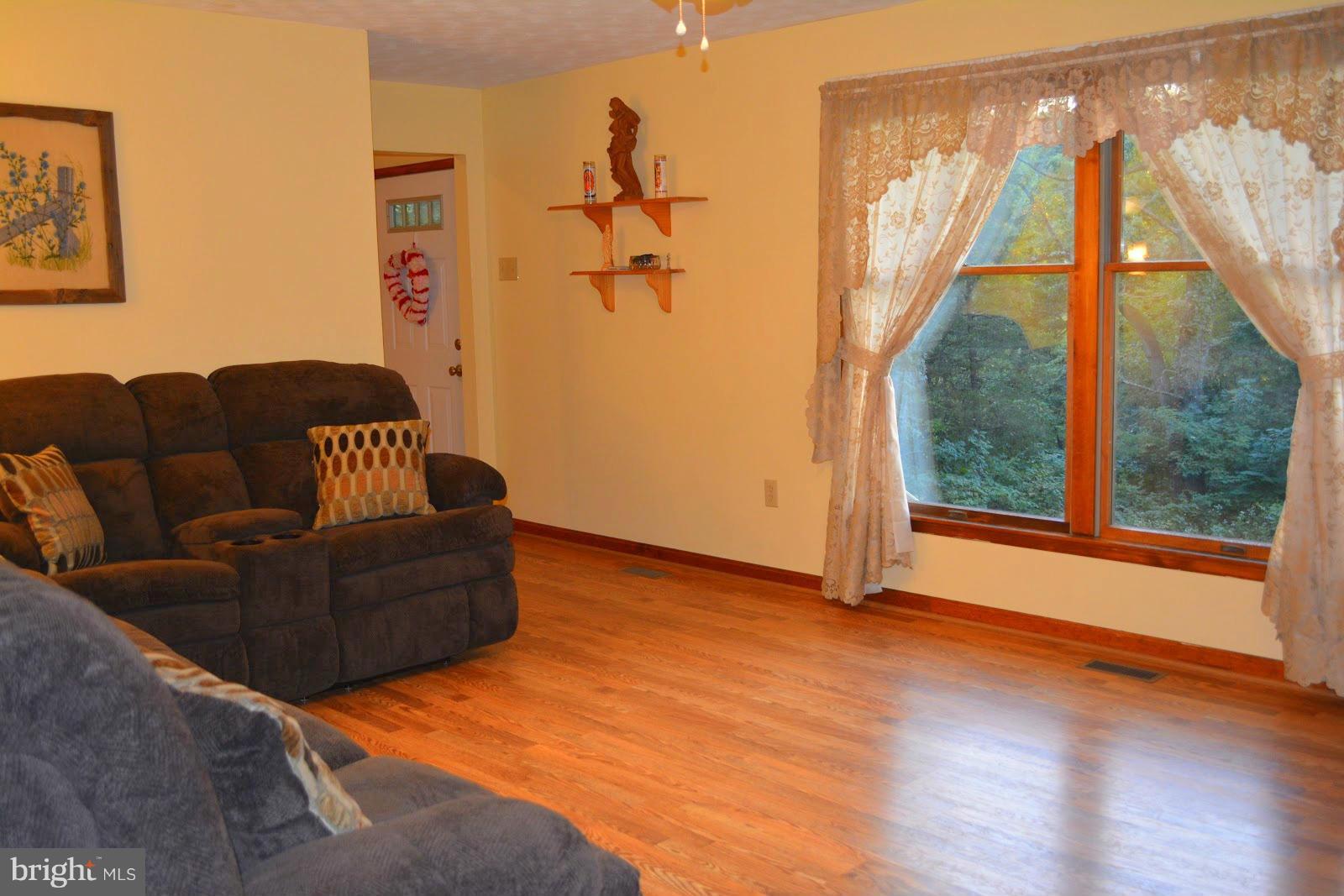 LARRY ANDREWS - Residential