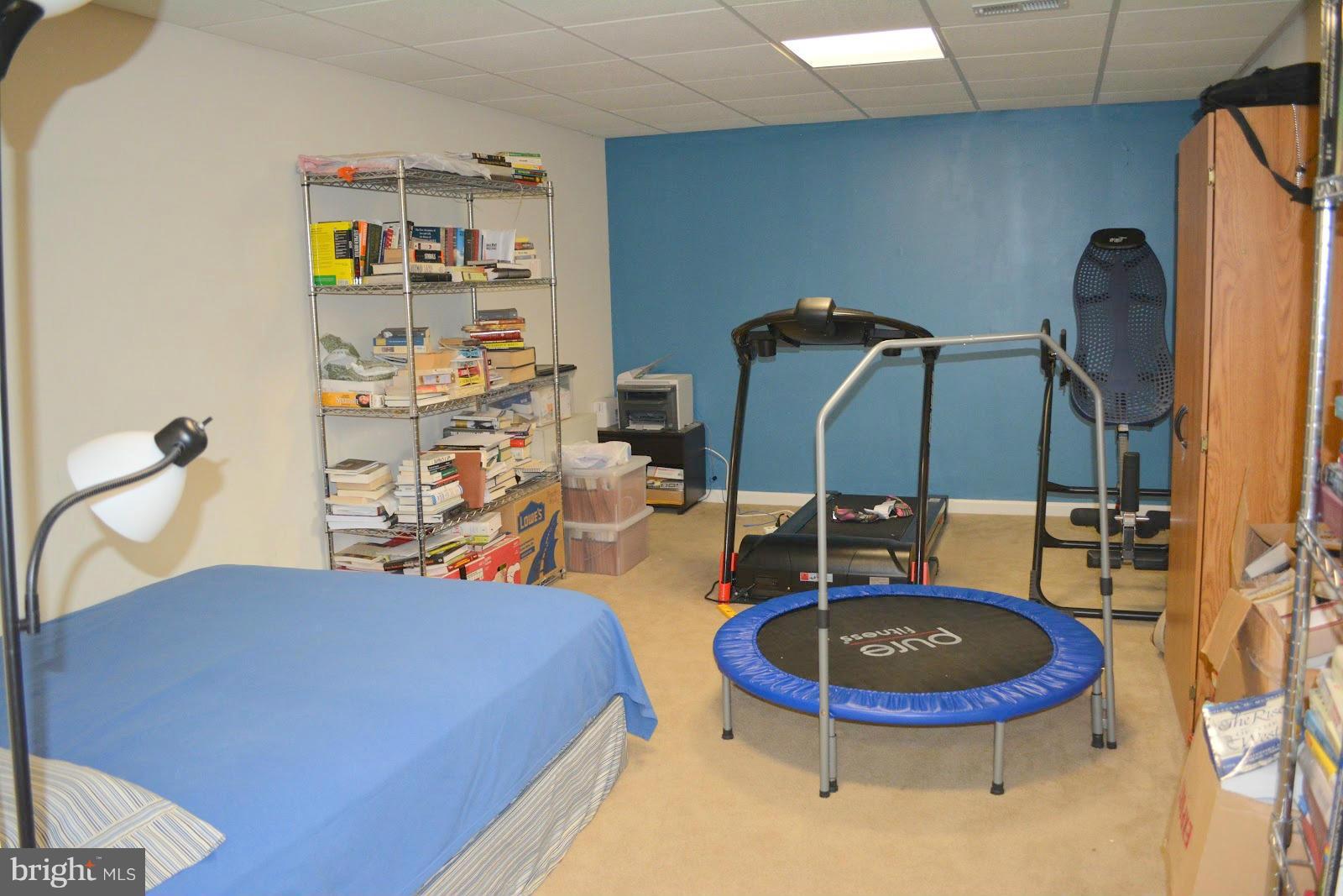 LARRY ANDREWS - Residential