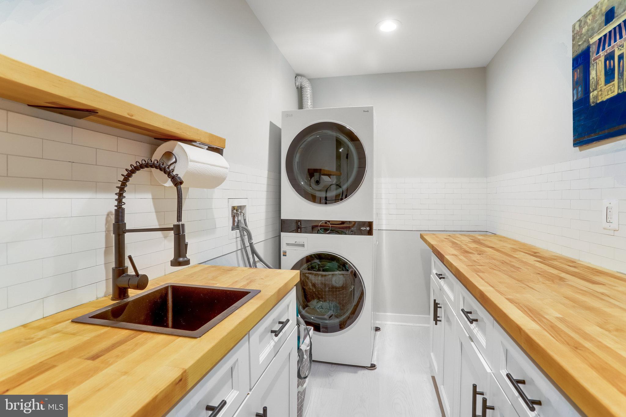 MEYERS INDIAN RUN PARK - Residential Lease