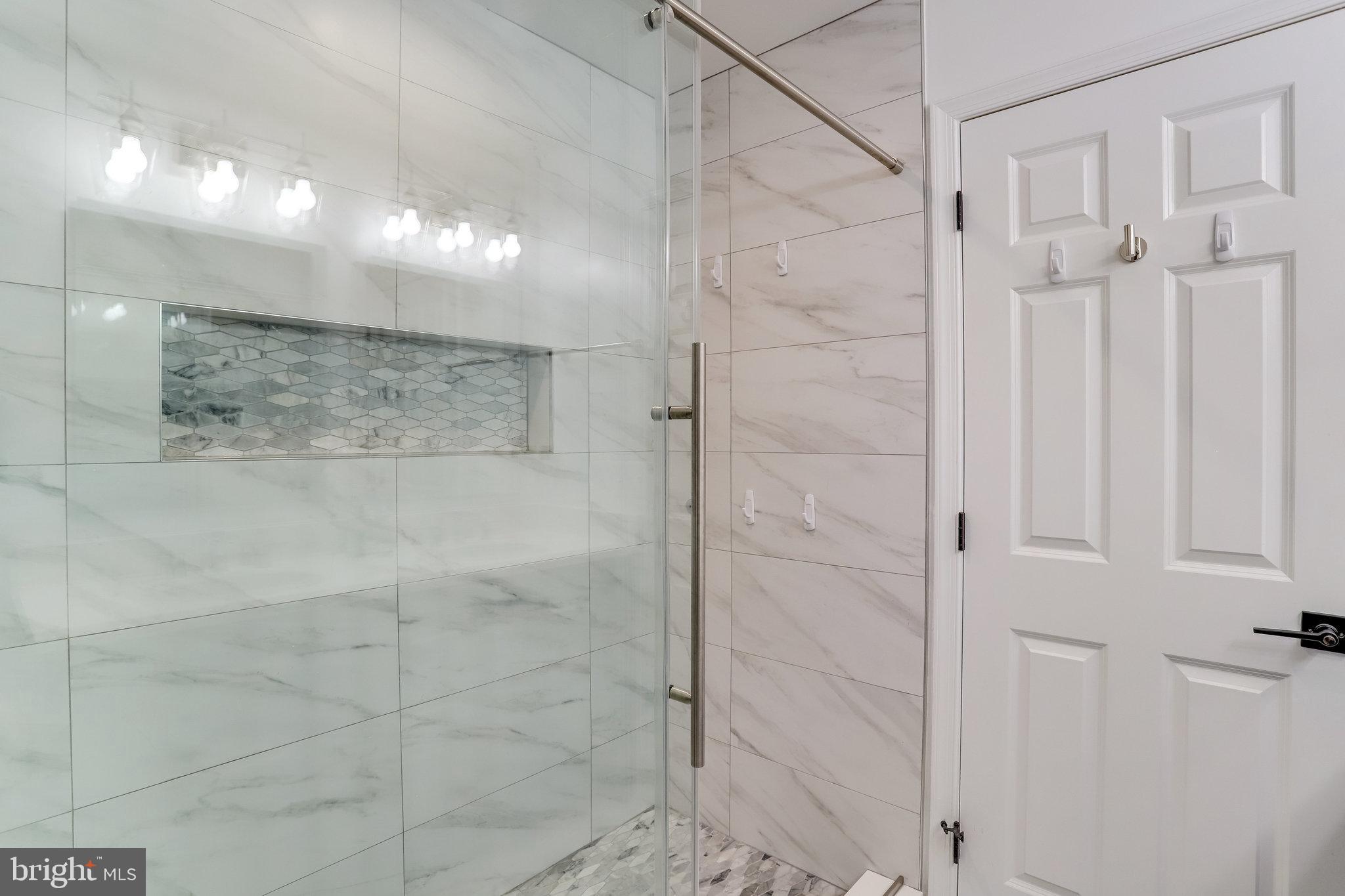 MEYERS INDIAN RUN PARK - Residential Lease