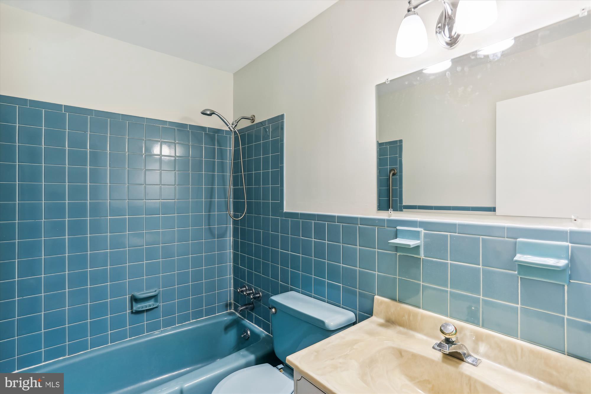 CHARRED OAK ESTATES - Residential