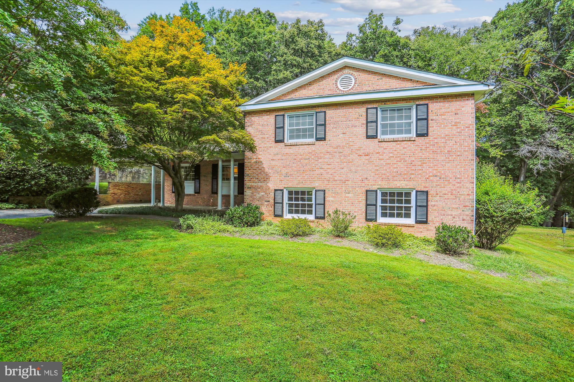 CHARRED OAK ESTATES - Residential