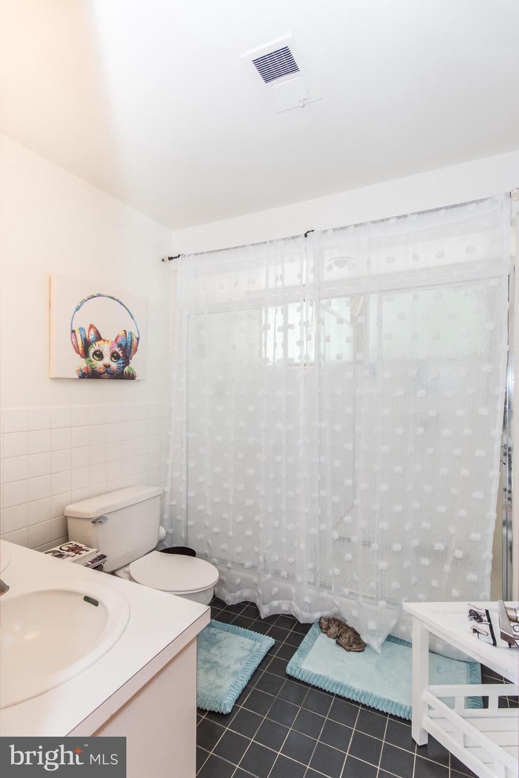 HUNTINGDON VALLEY - Residential