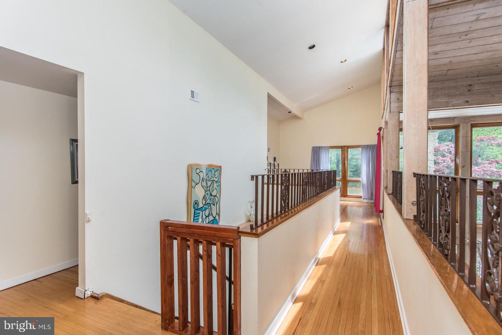 HUNTINGDON VALLEY - Residential