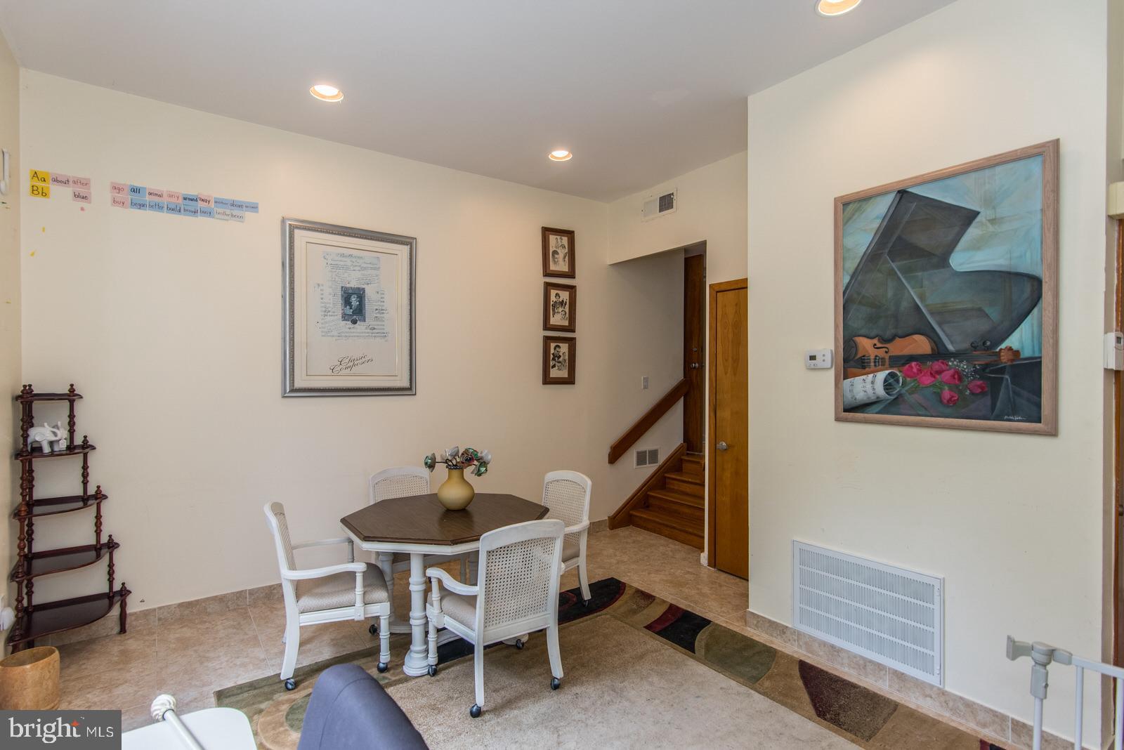 HUNTINGDON VALLEY - Residential