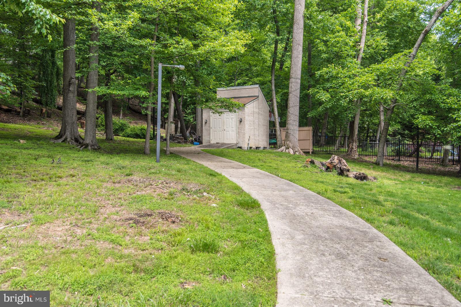 HUNTINGDON VALLEY - Residential