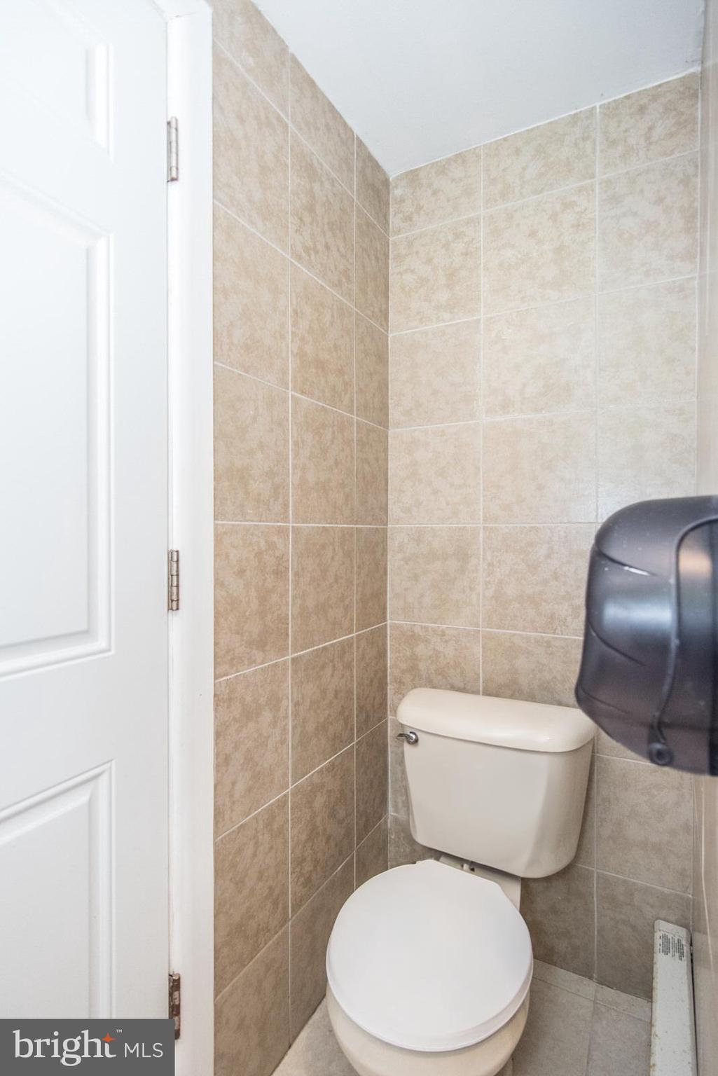 HUNTINGDON VALLEY - Residential