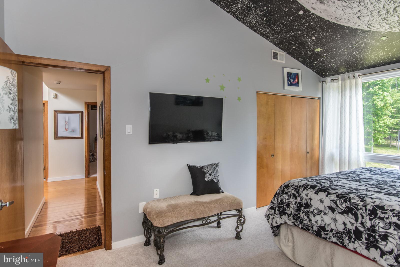 HUNTINGDON VALLEY - Residential