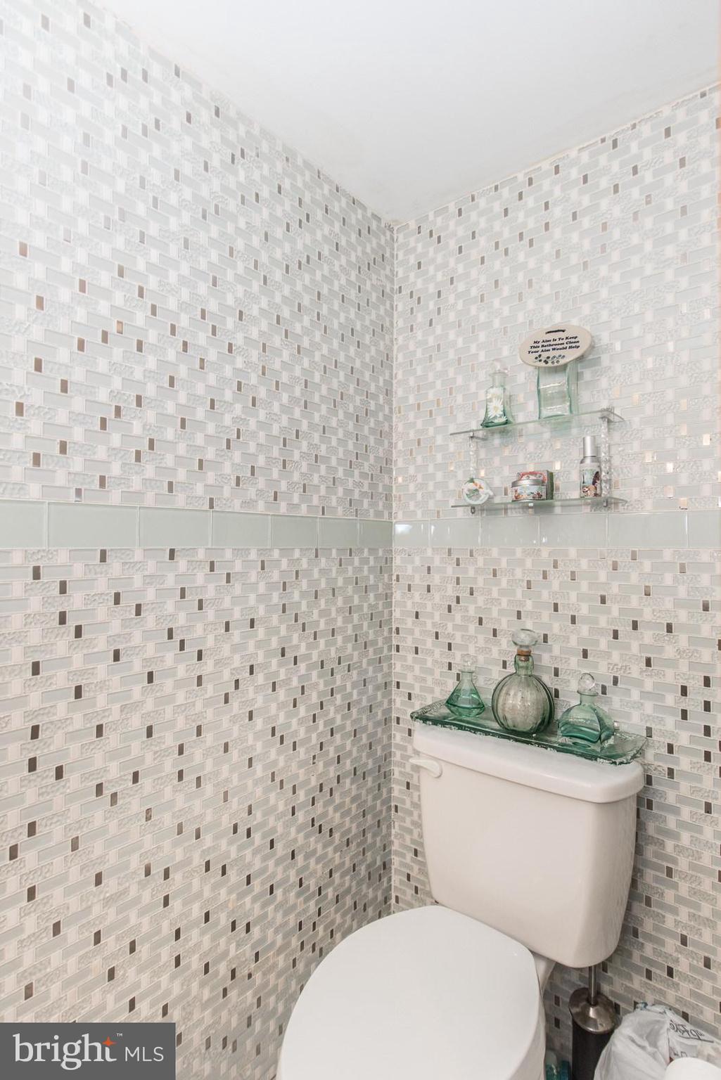 HUNTINGDON VALLEY - Residential