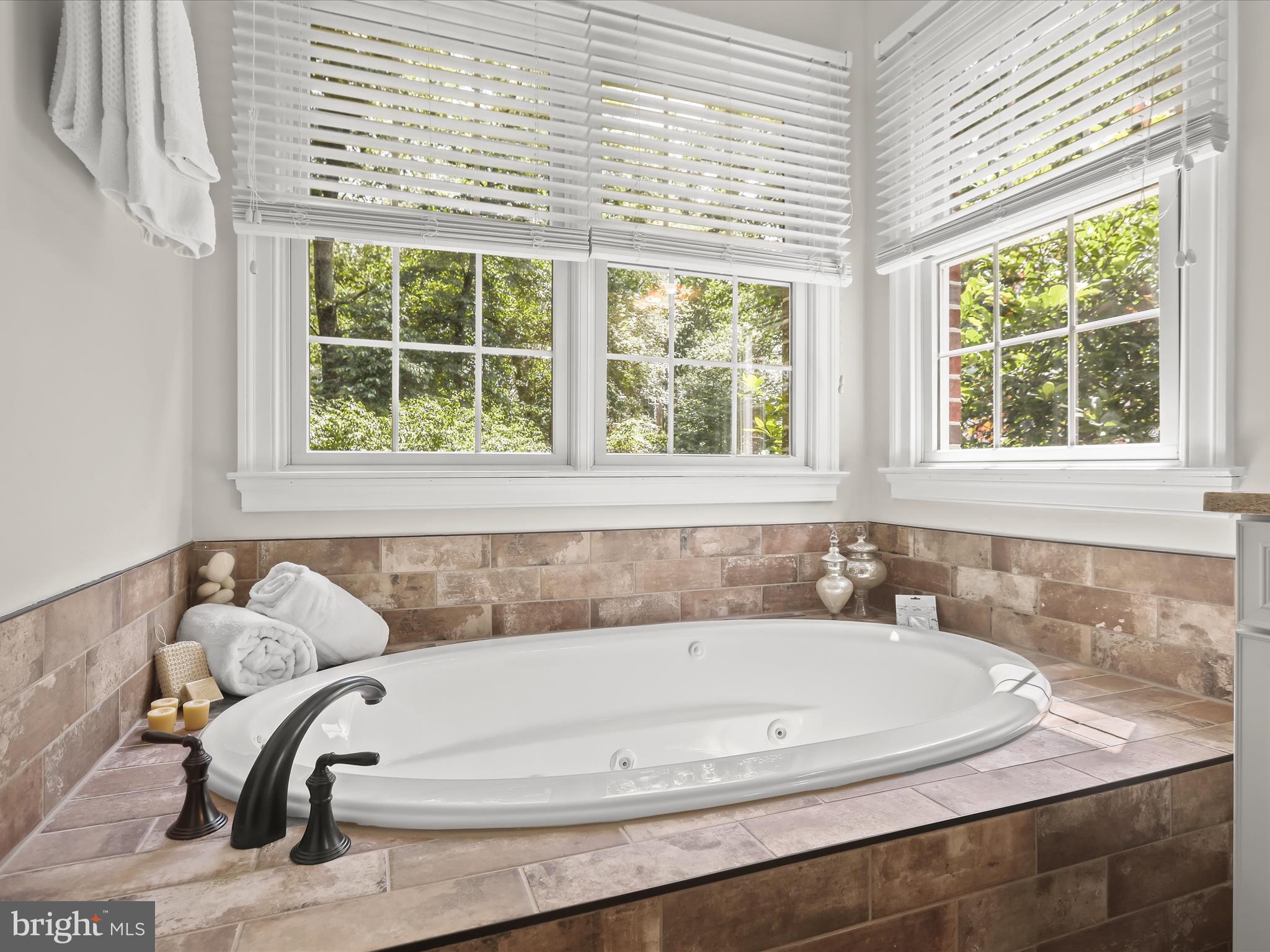 QUARTERFIELD - Residential