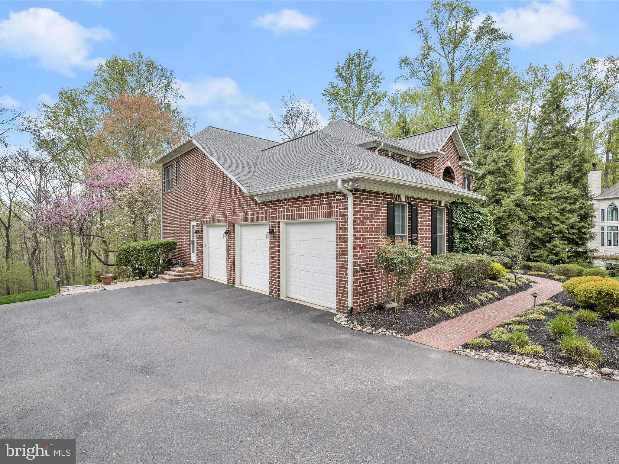 QUARTERFIELD - Residential