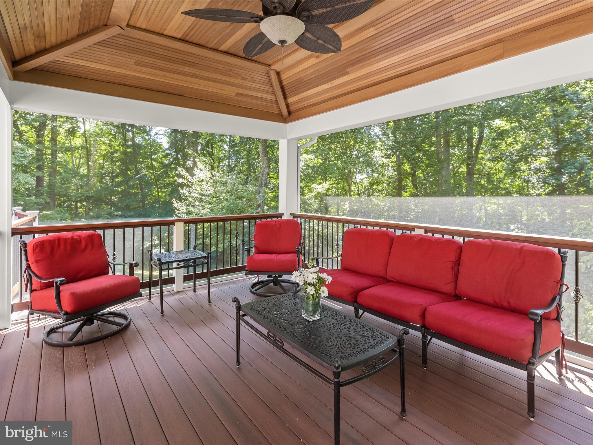 QUARTERFIELD - Residential