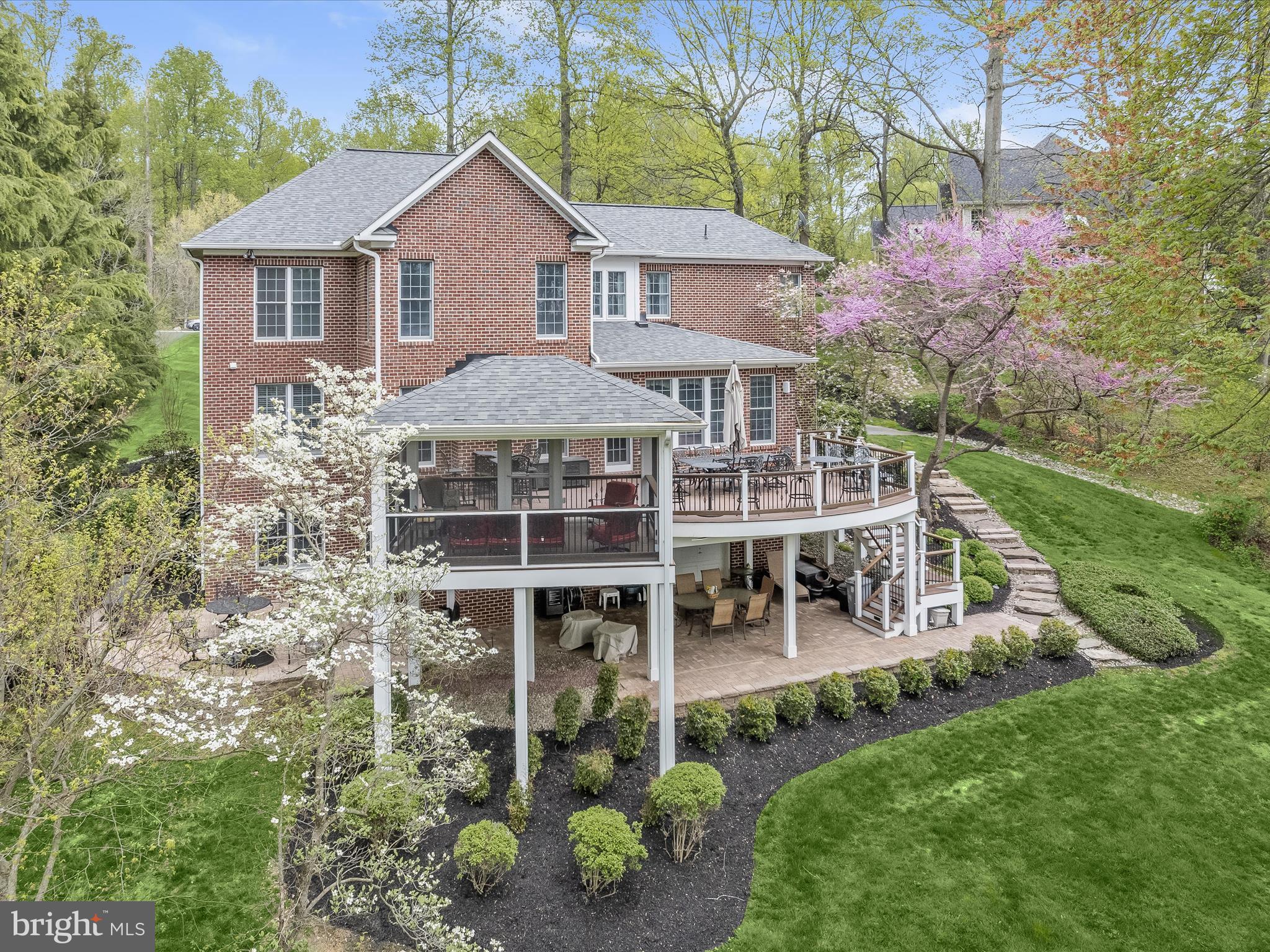 QUARTERFIELD - Residential