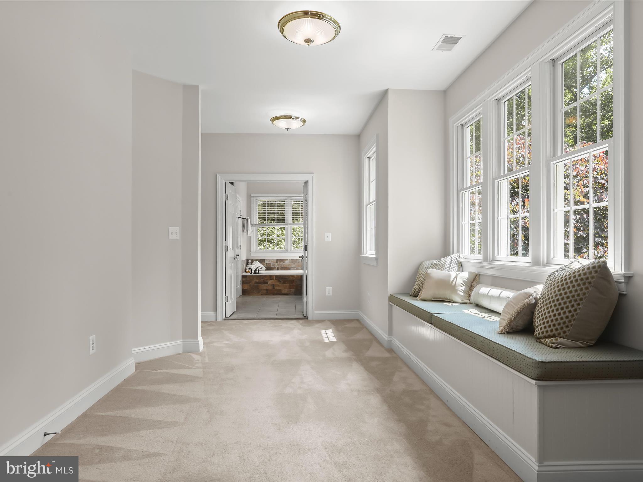 QUARTERFIELD - Residential