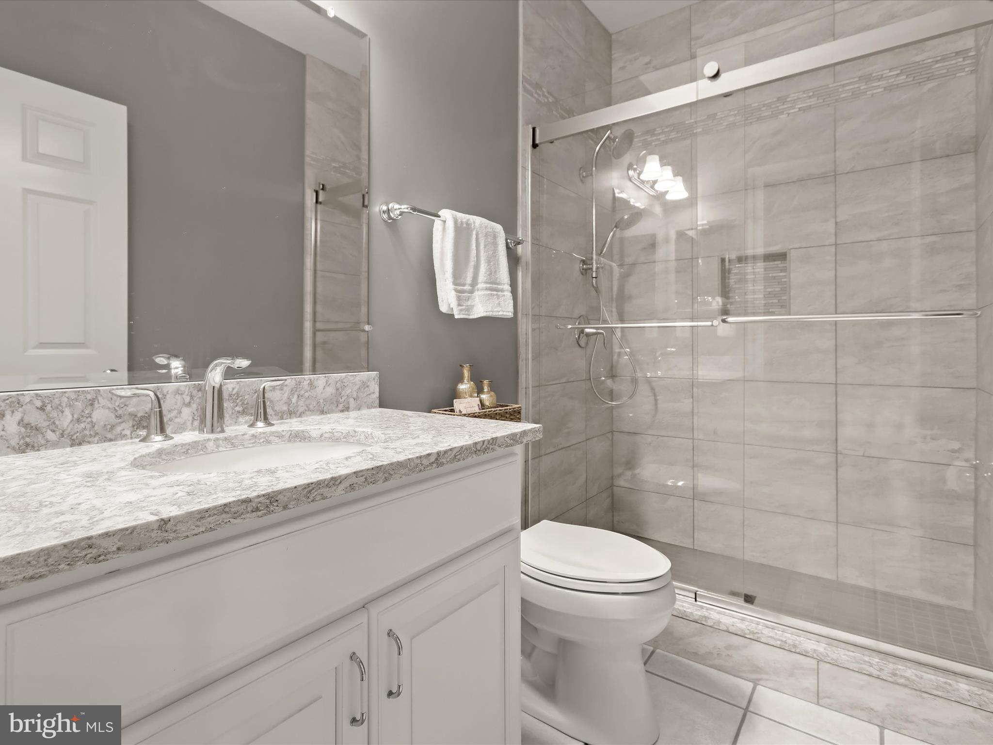 QUARTERFIELD - Residential