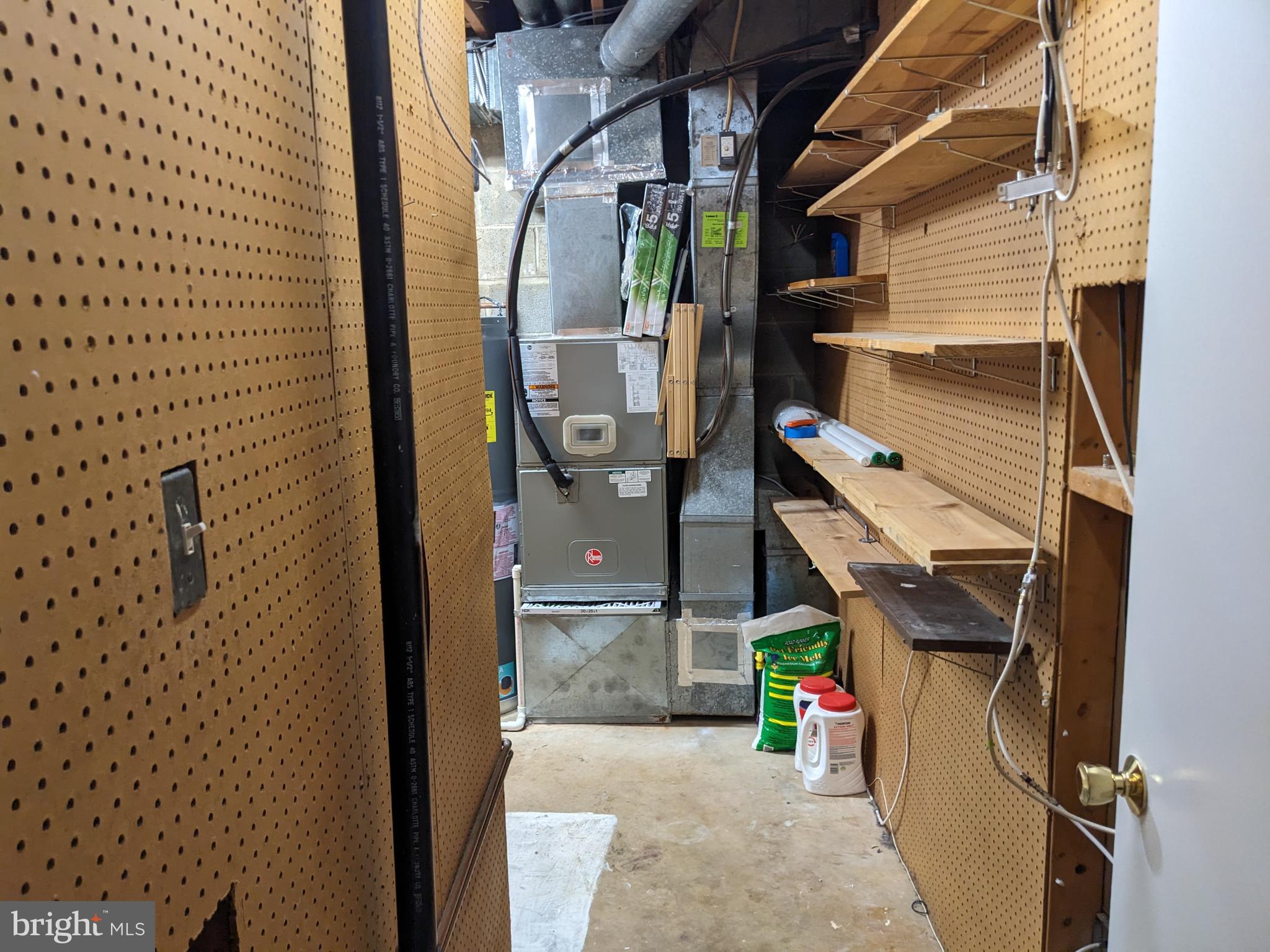 CAVALCADE - Residential Lease