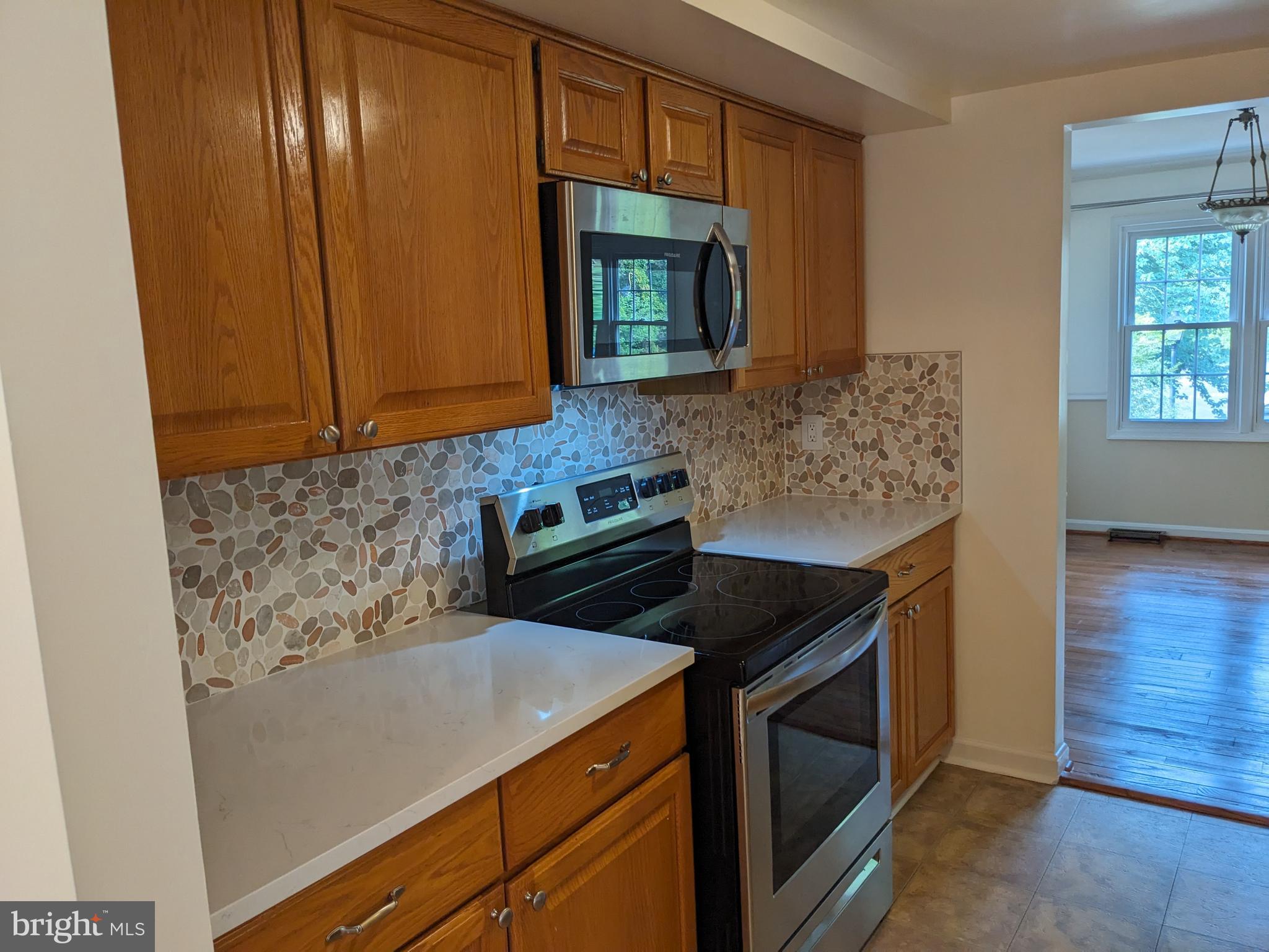 CAVALCADE - Residential Lease