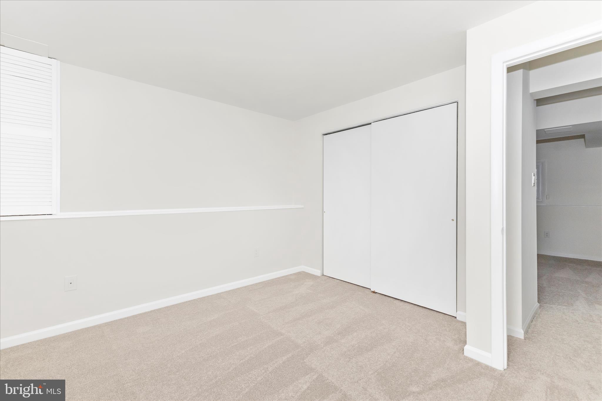 LONG REACH - Residential