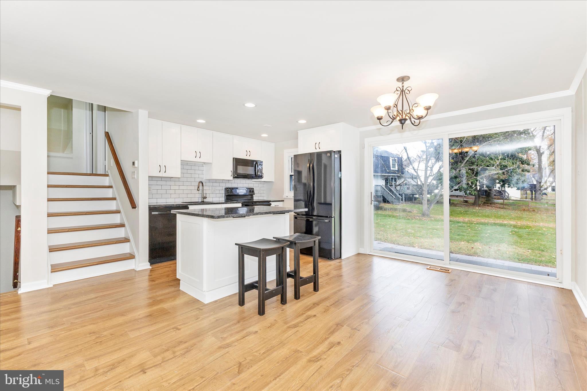 LONG REACH - Residential