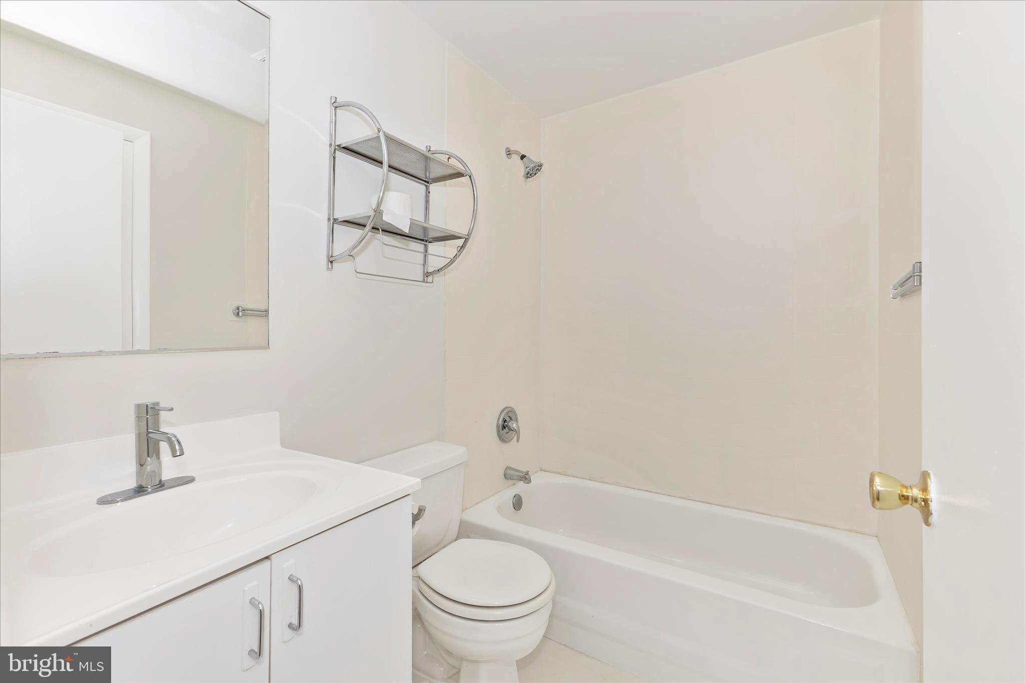 LONG REACH - Residential